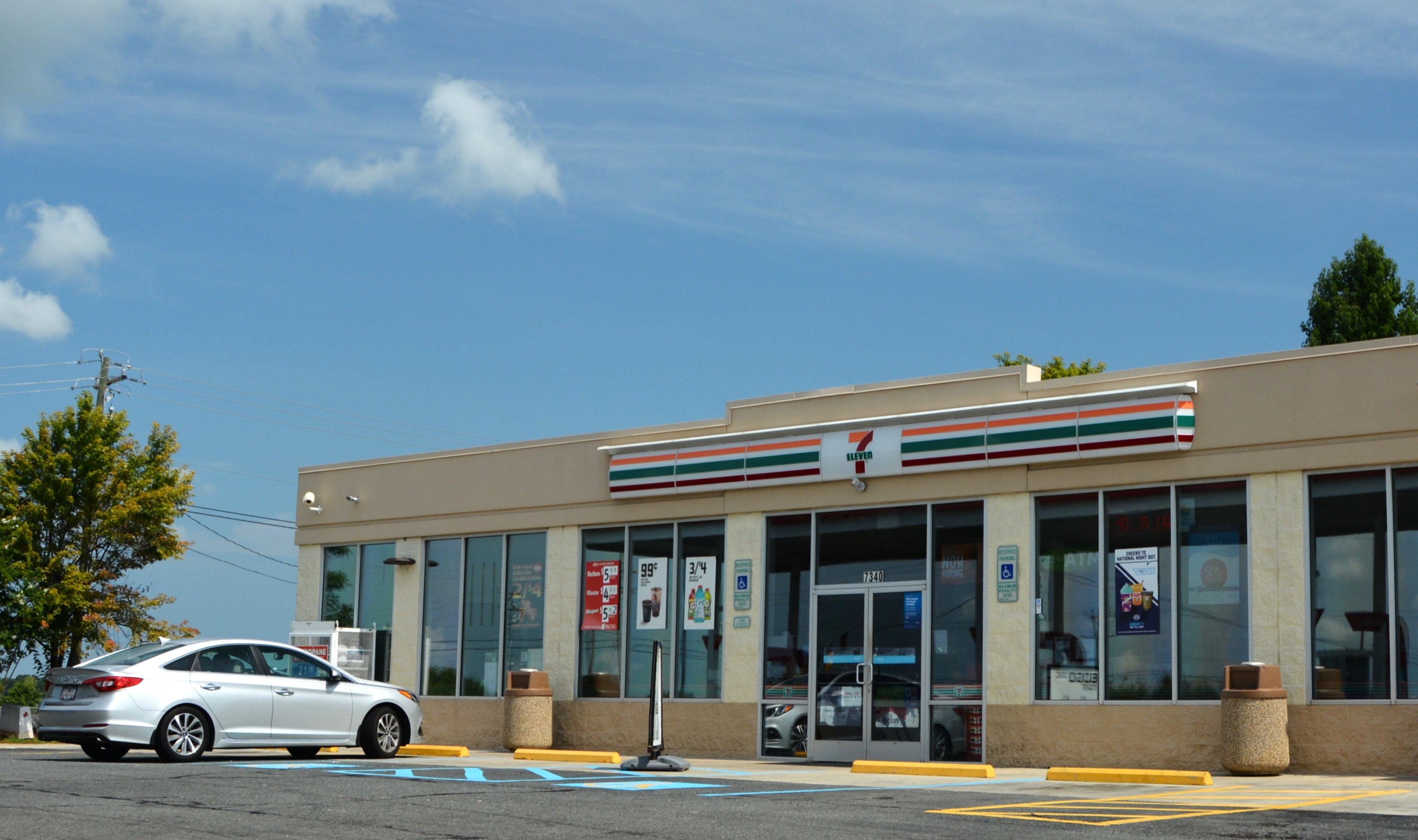 Photo by LKNCHOWHOUND