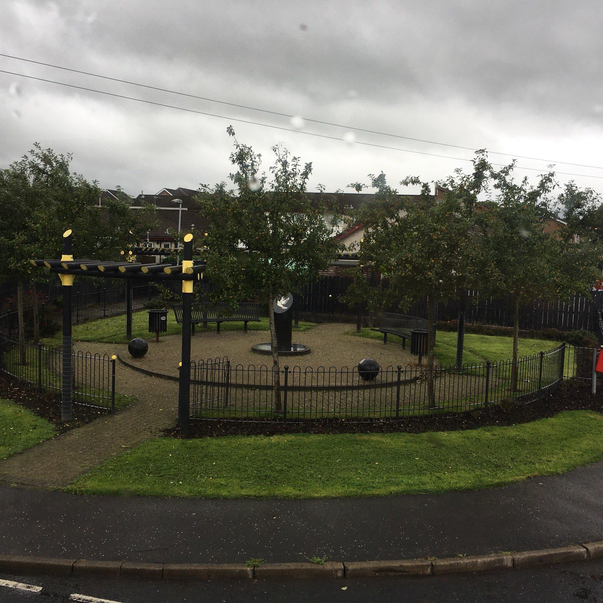 Loyalist Murals (Bond Street)