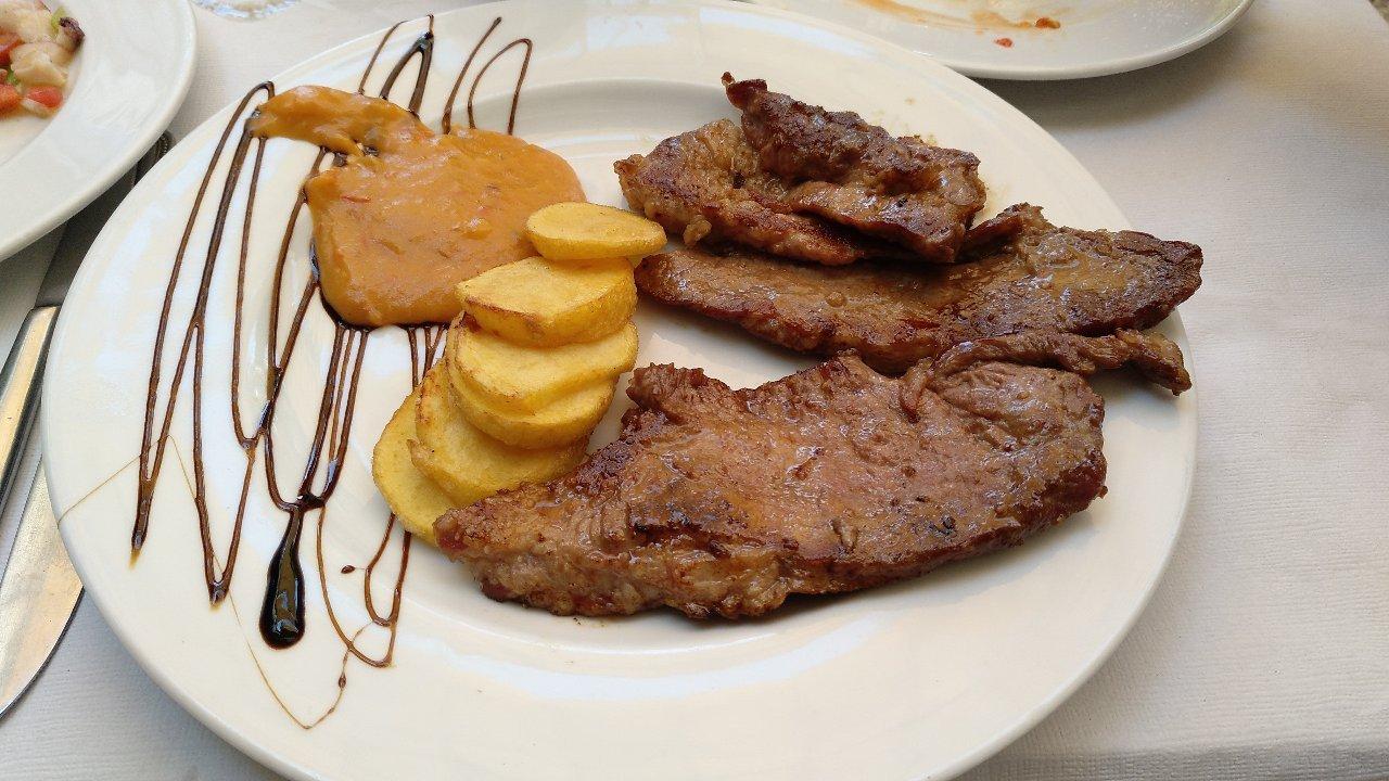 Meson Restaurante La Casucha