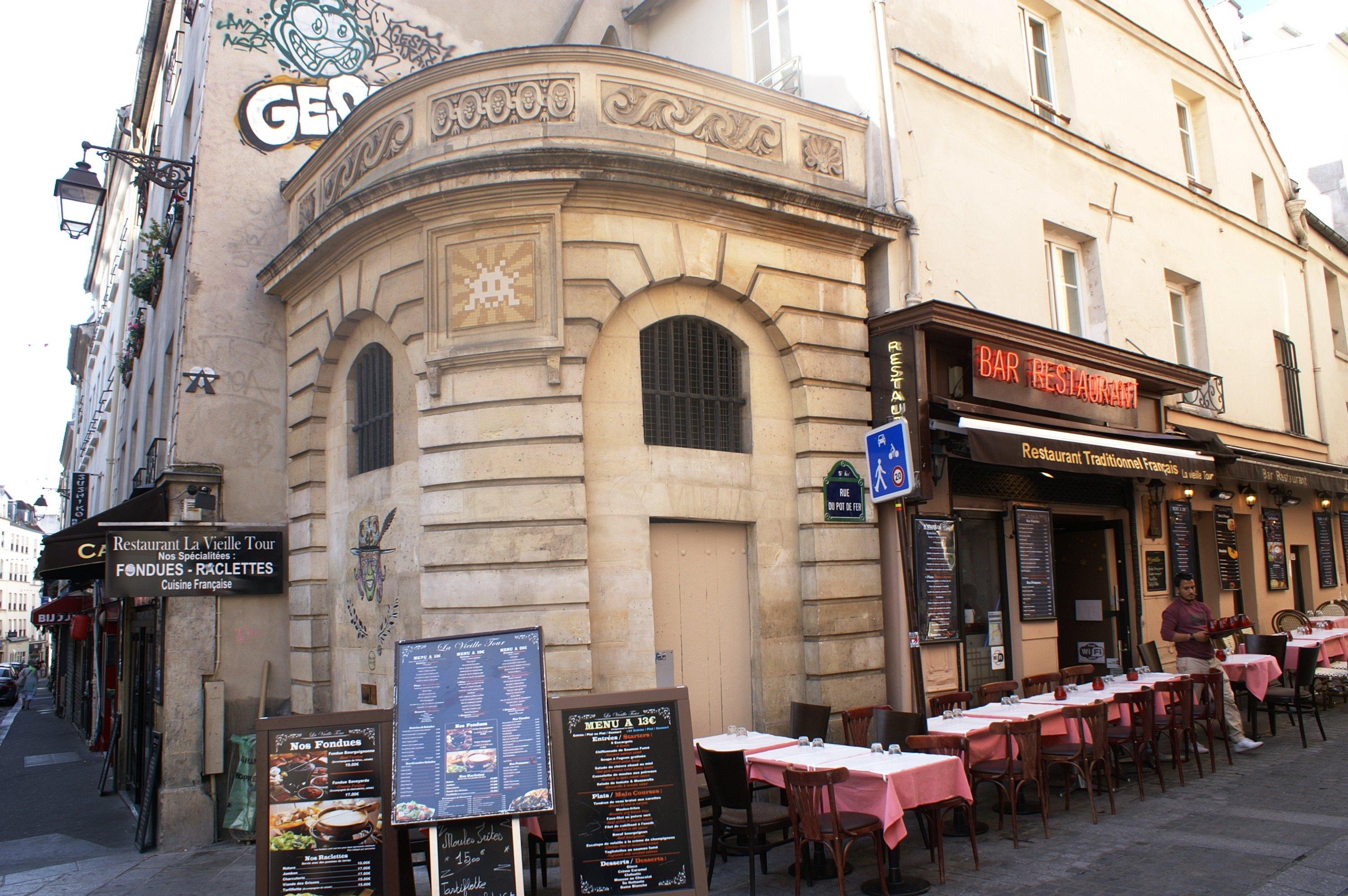 Fontaine du Pot de Fer