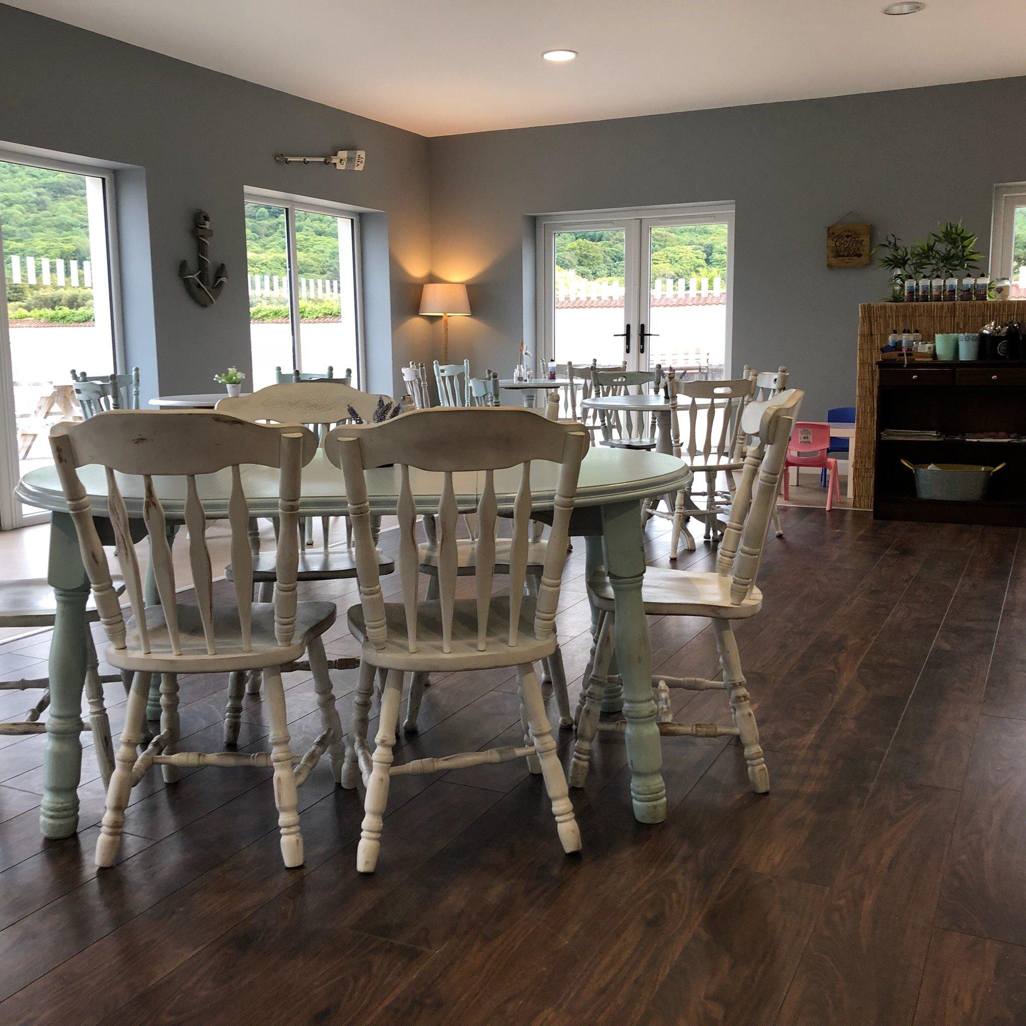 Waves Coffee Shop & Bistro