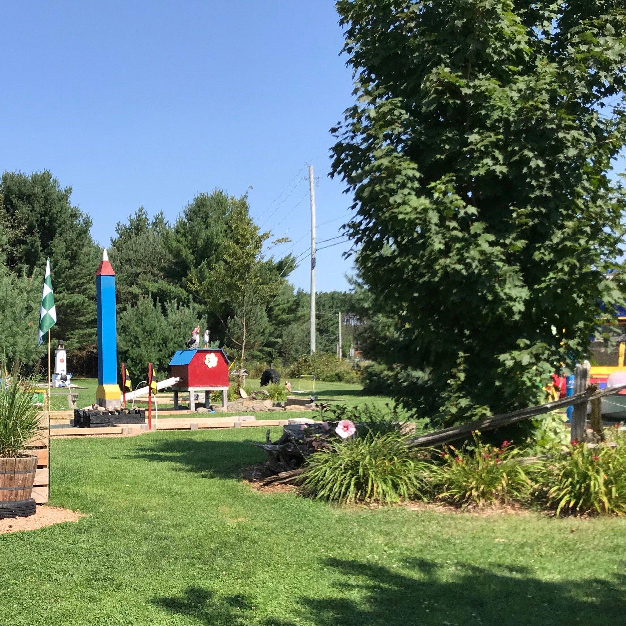 Carnarvon Family Golf