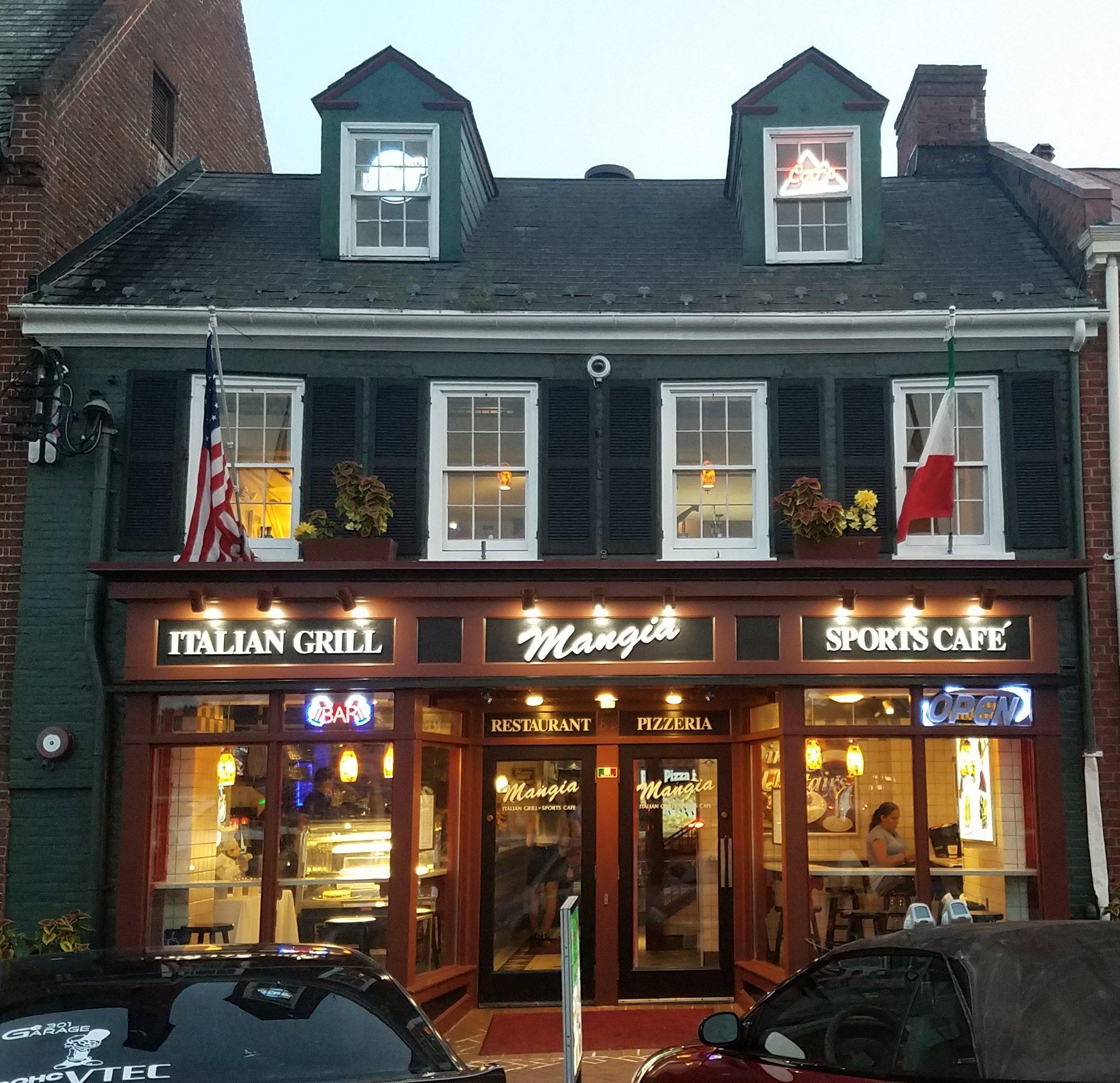 Mangia Italian Grill & Sports Cafe