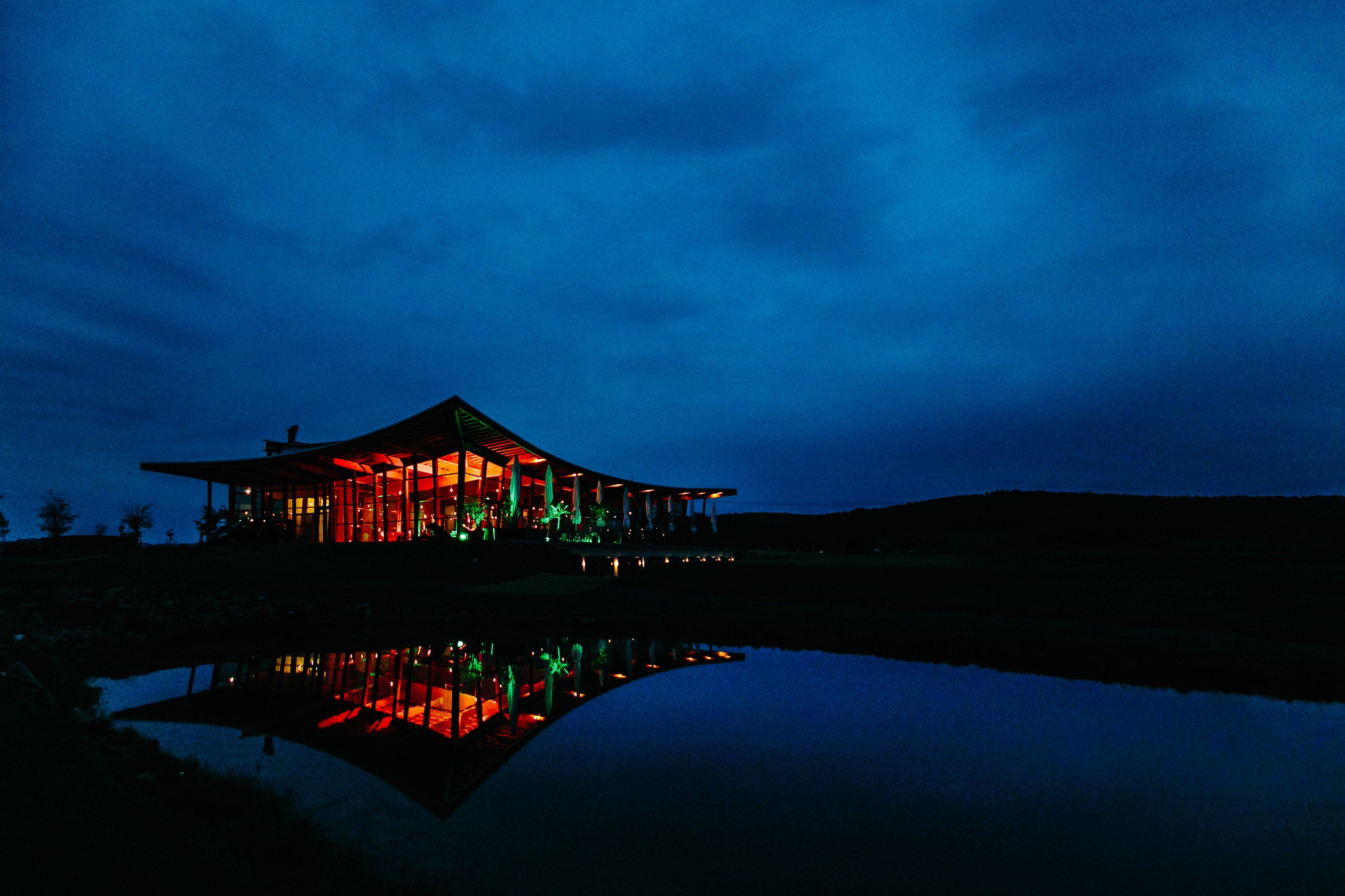 Heckers - Restaurant, Café, Bar