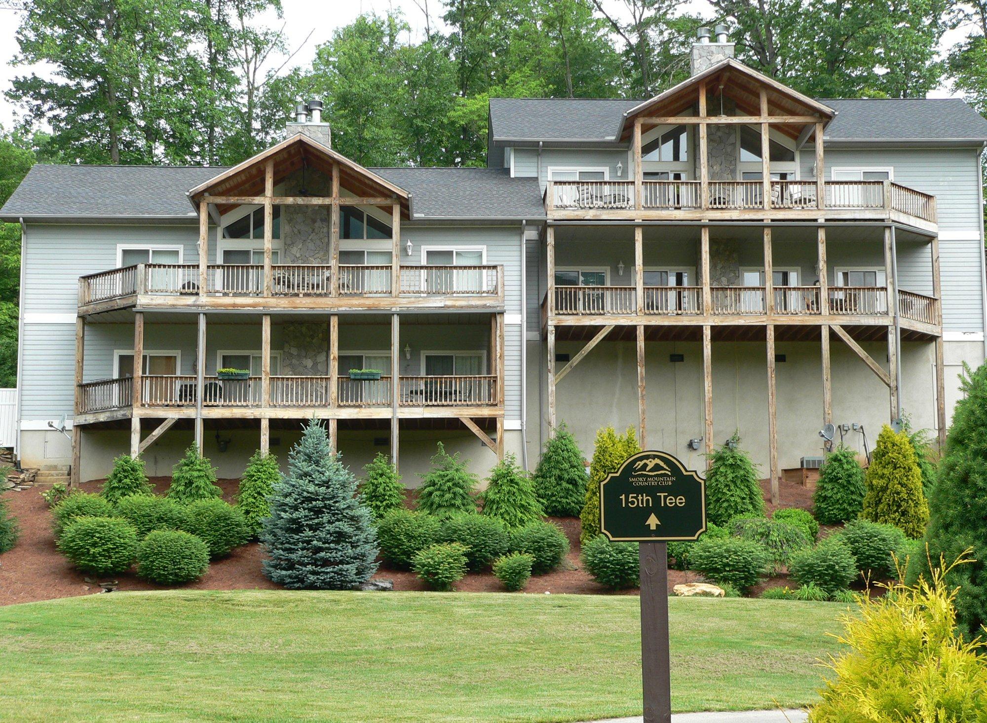 Smoky Mountain Country Club