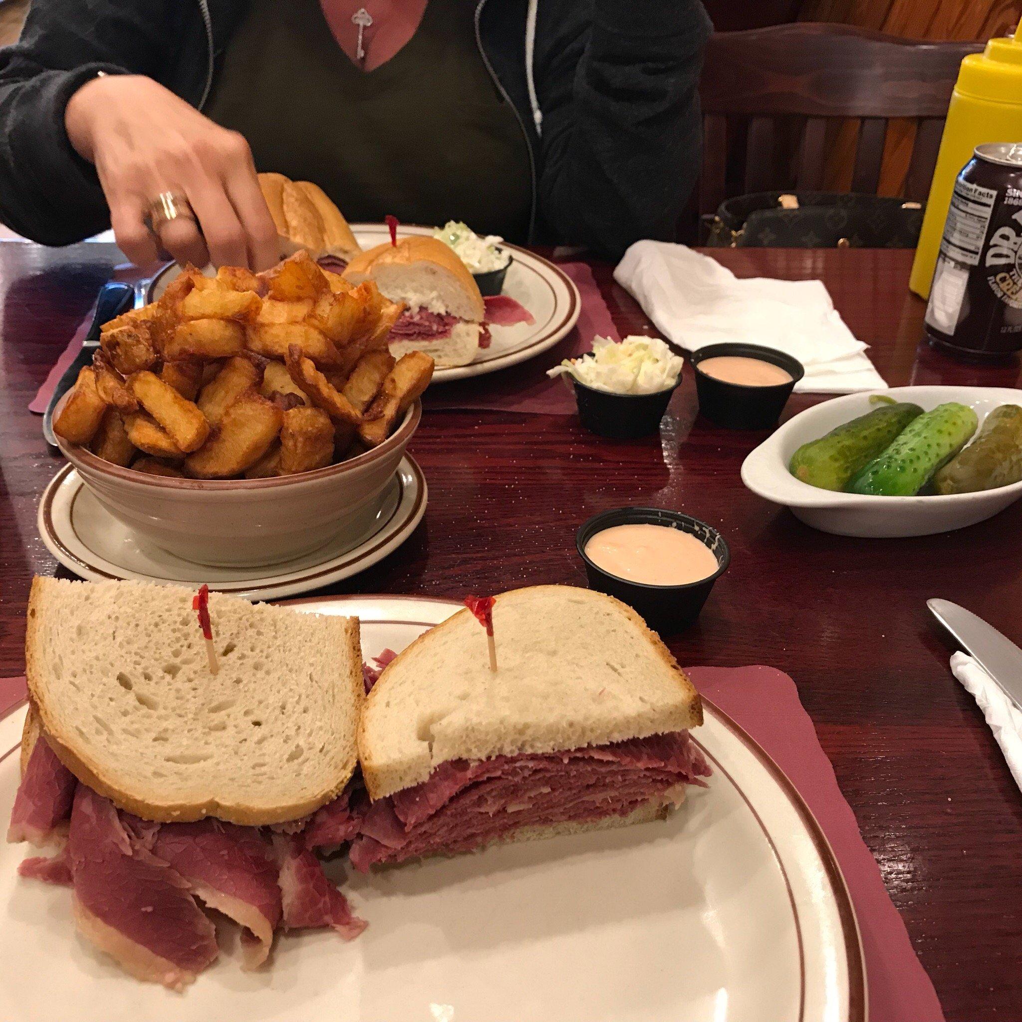 Fred & Murry's Kosher Delicatessen