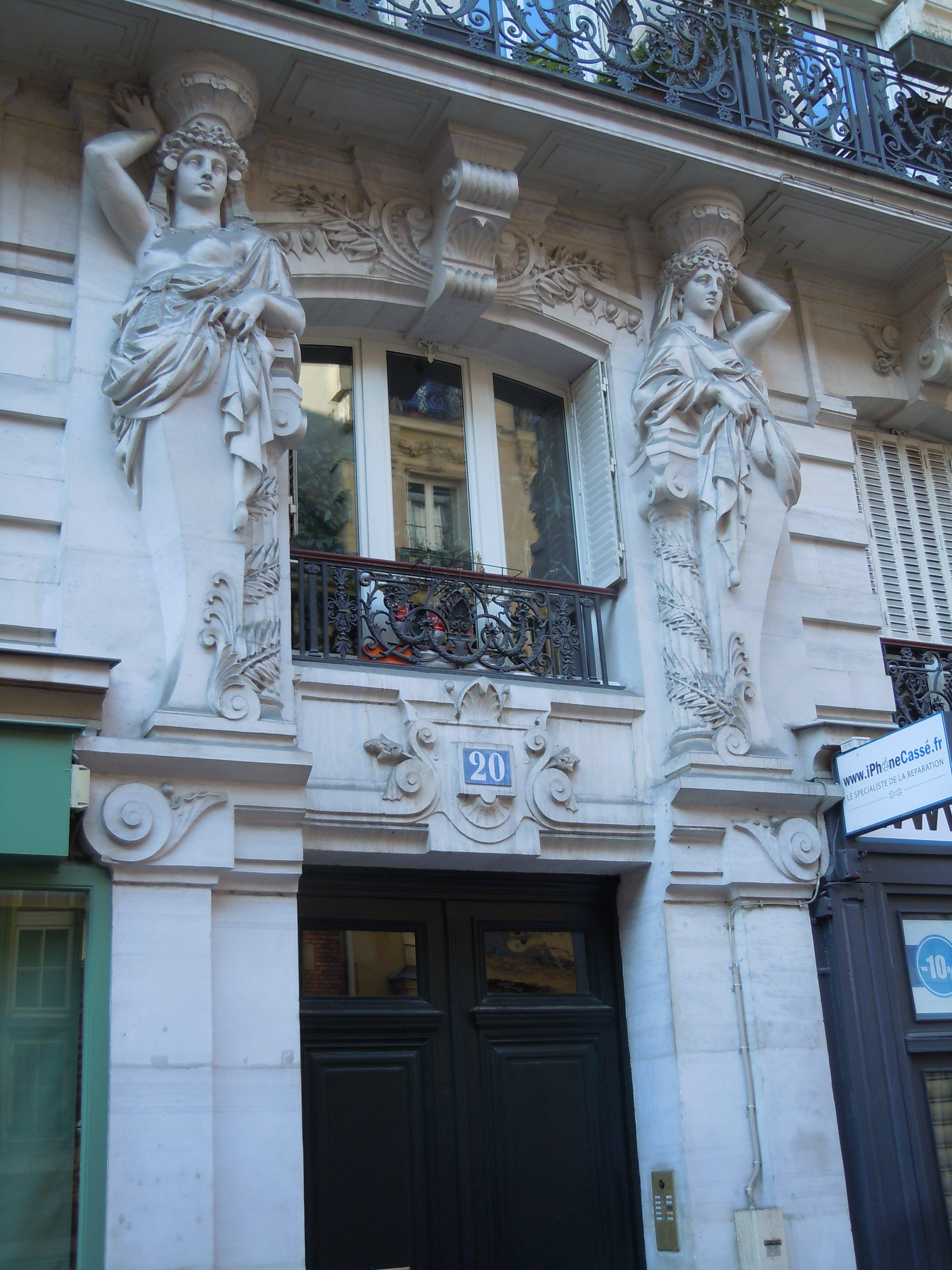 Cariatides de la rue d'Assas