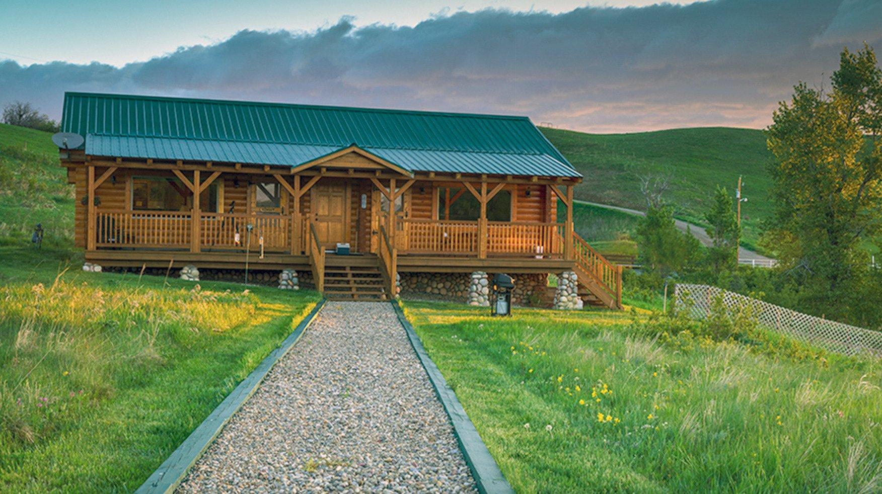Waterton River Suites