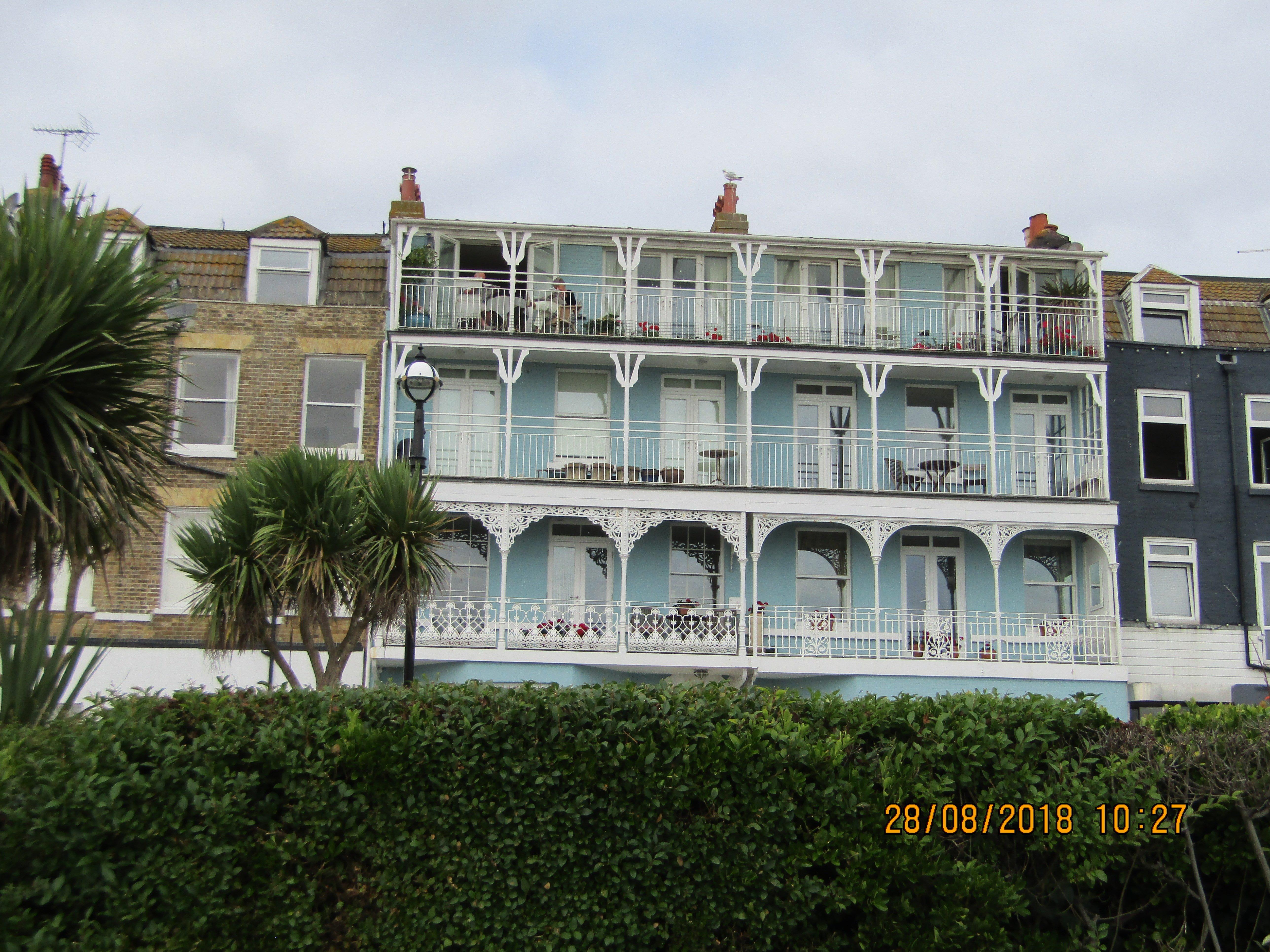 Victoria Gardens & Promenade
