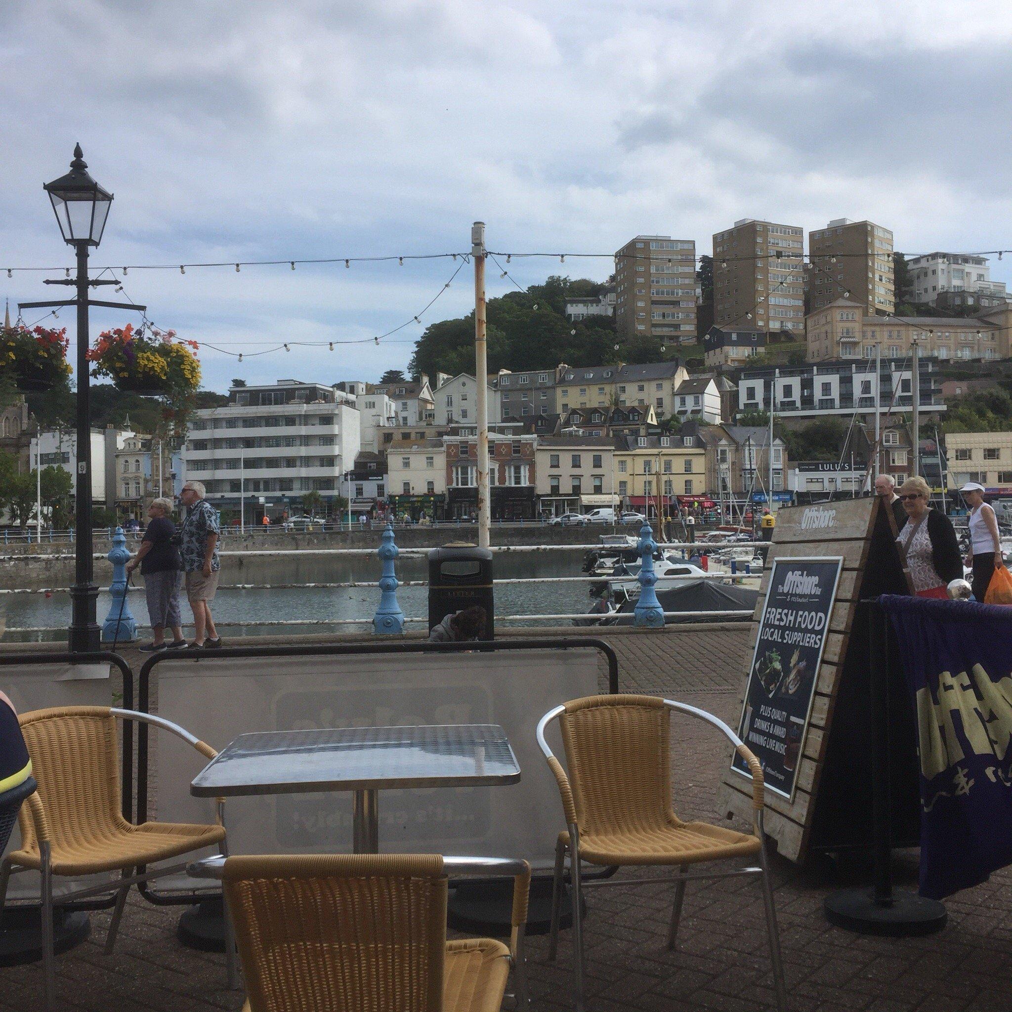 Photo by Robert_Bridgeroad