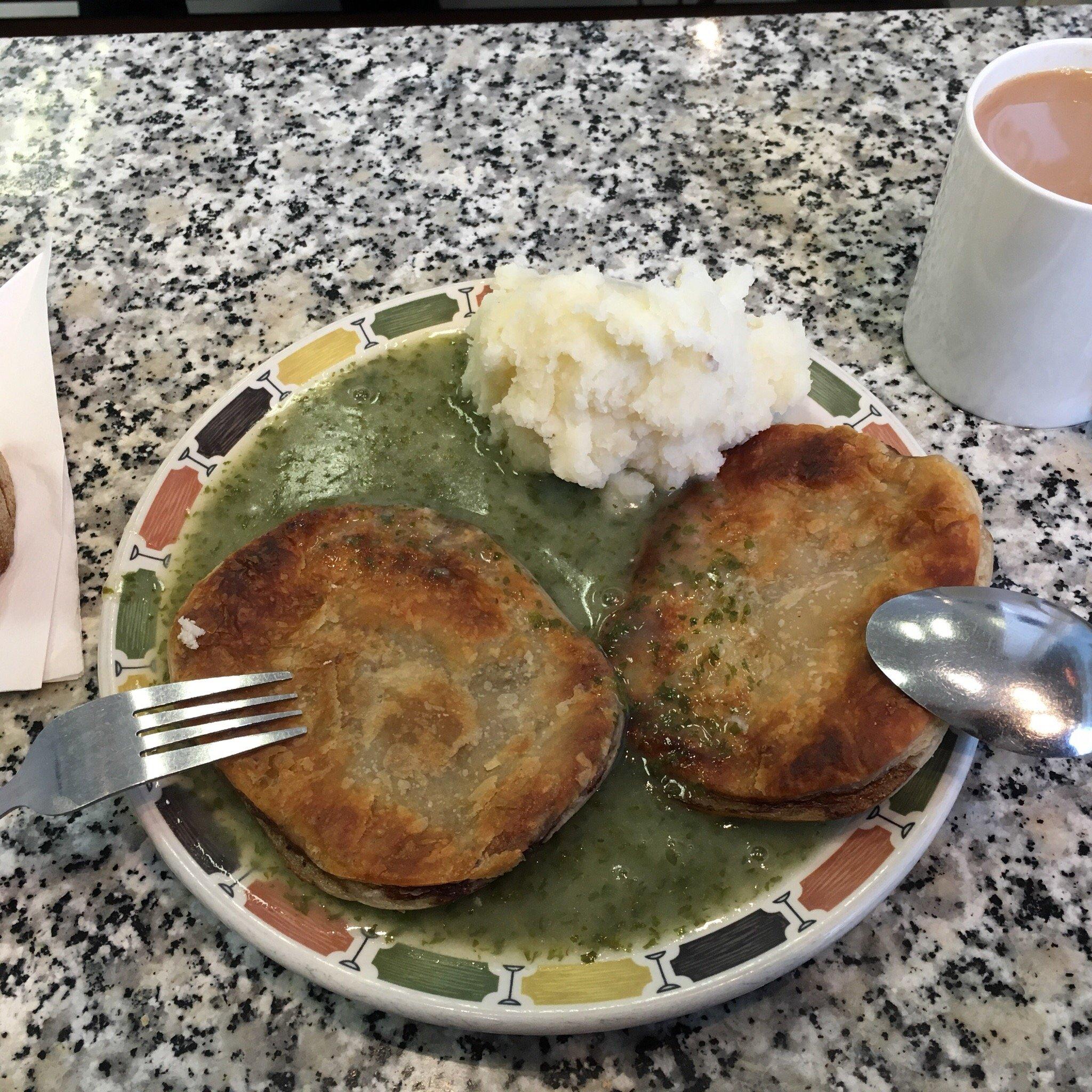Robins Pie & Mash