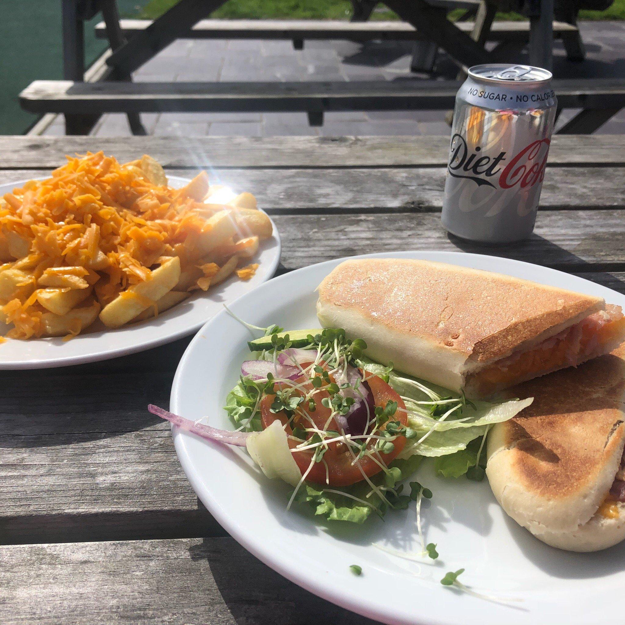 Breakwater Country Park Cafe