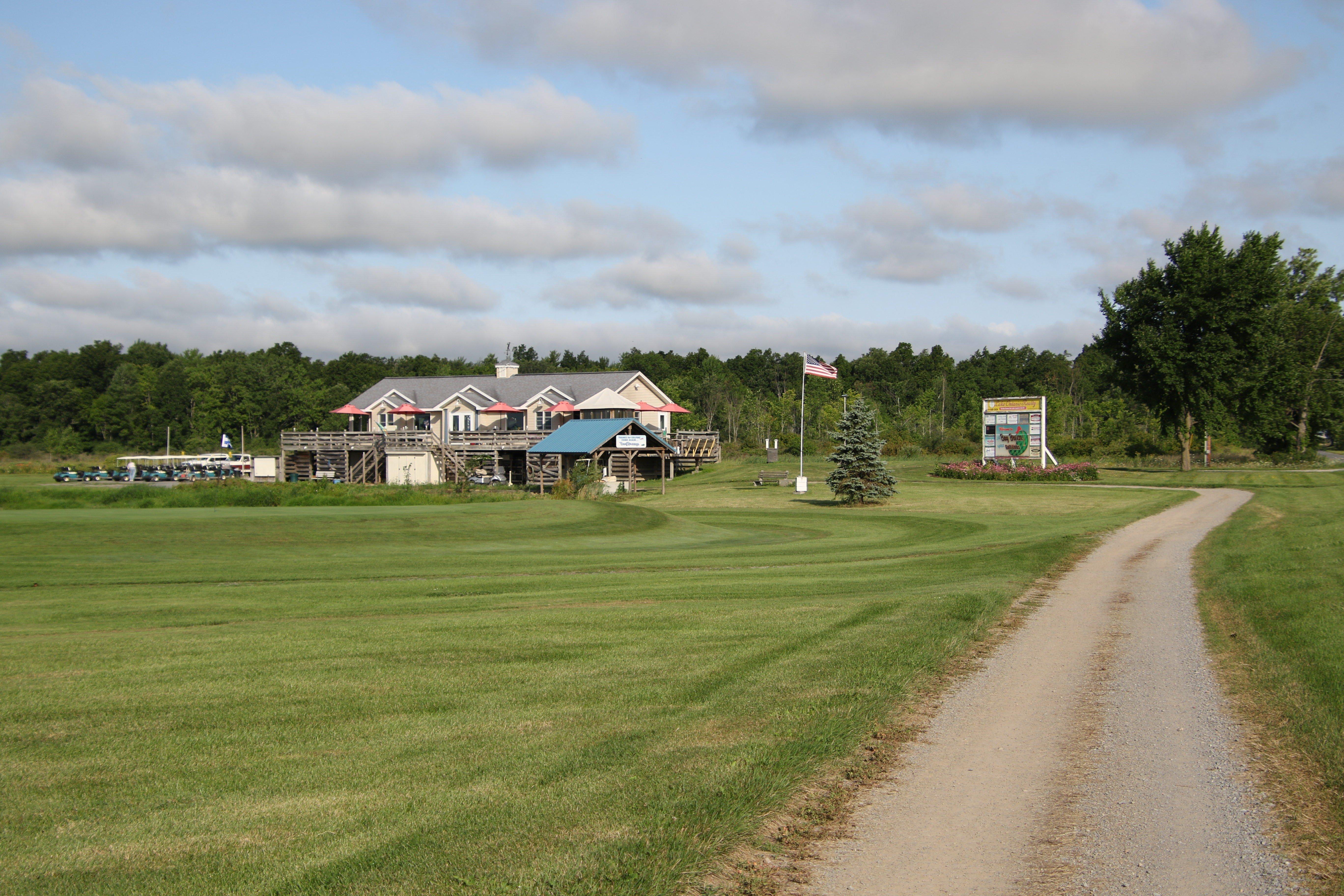 Bay Breeze Golf Links