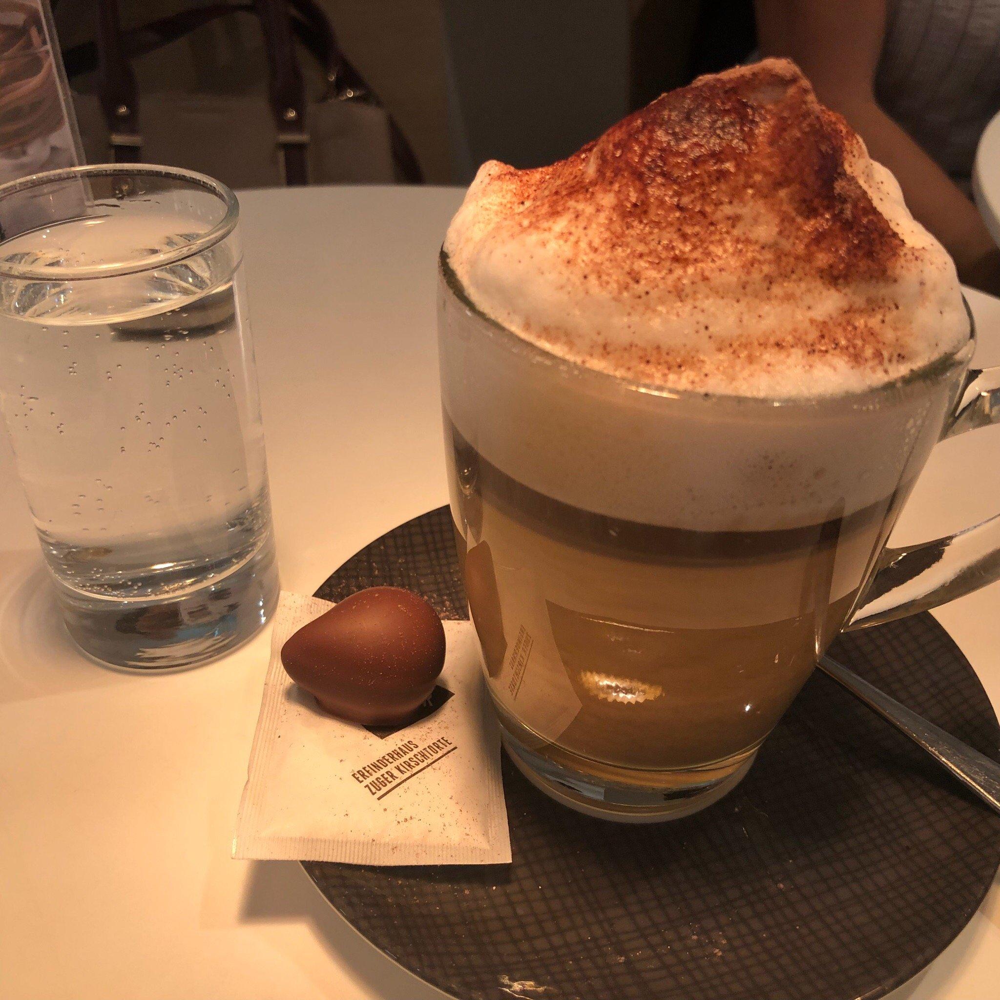 Treichler Zuger Kirschtorten