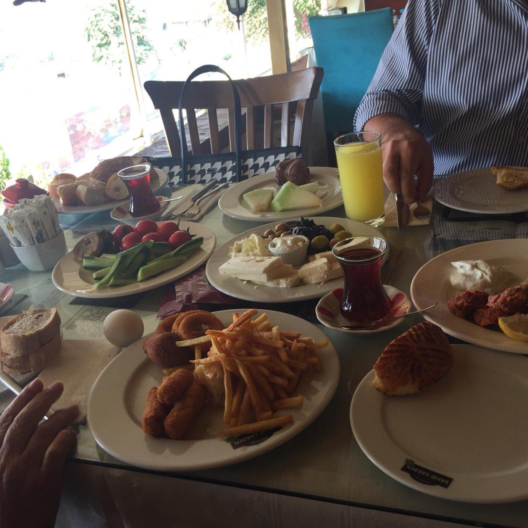 O Agacin Alti Bambi Cafe