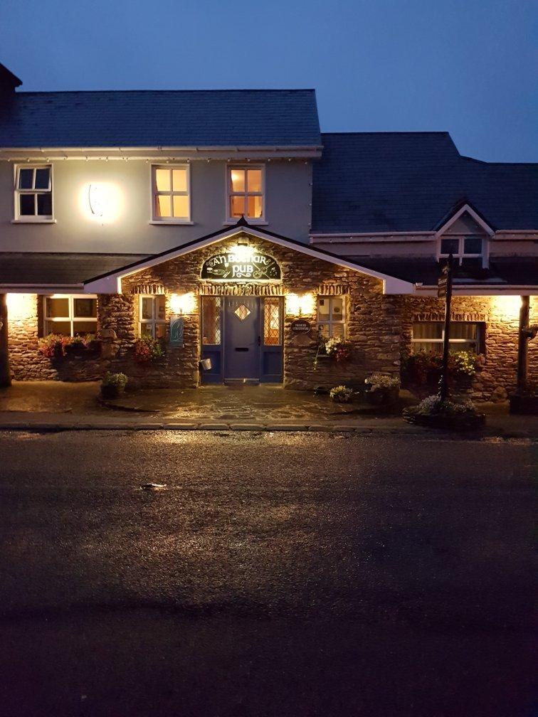 An Bothar Pub and Guesthouse