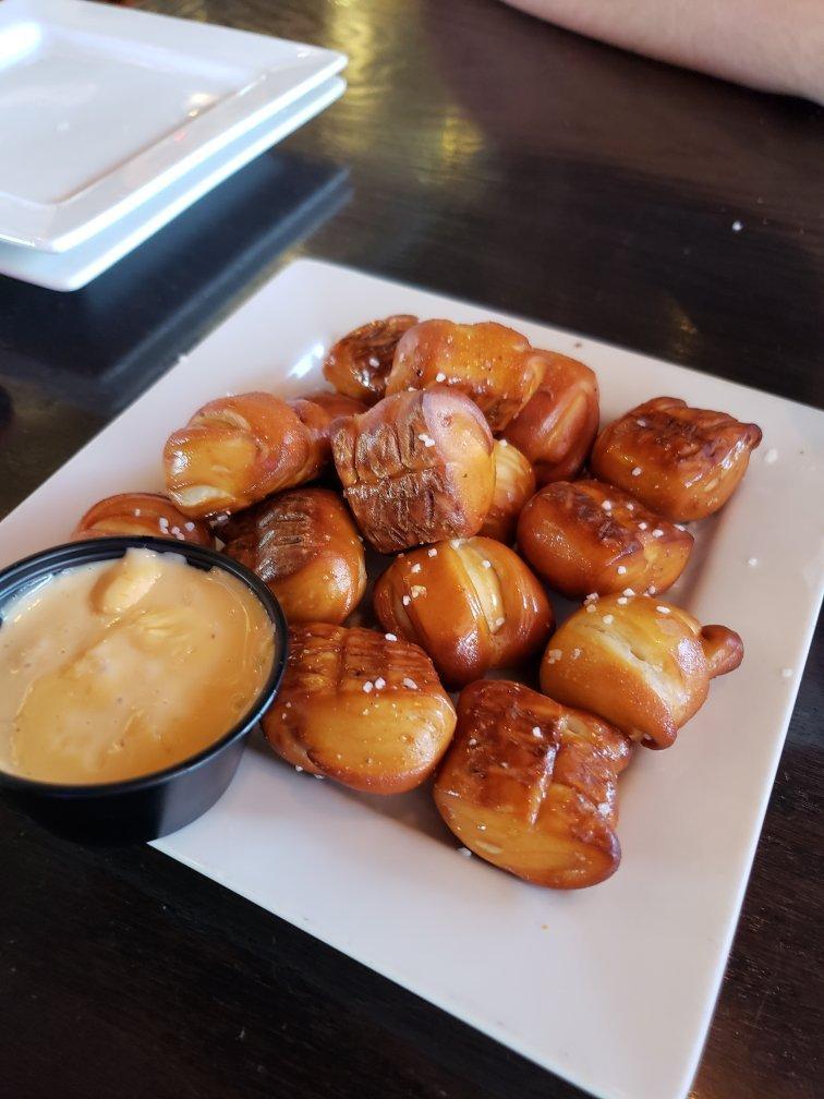 Red Robin Restaurant