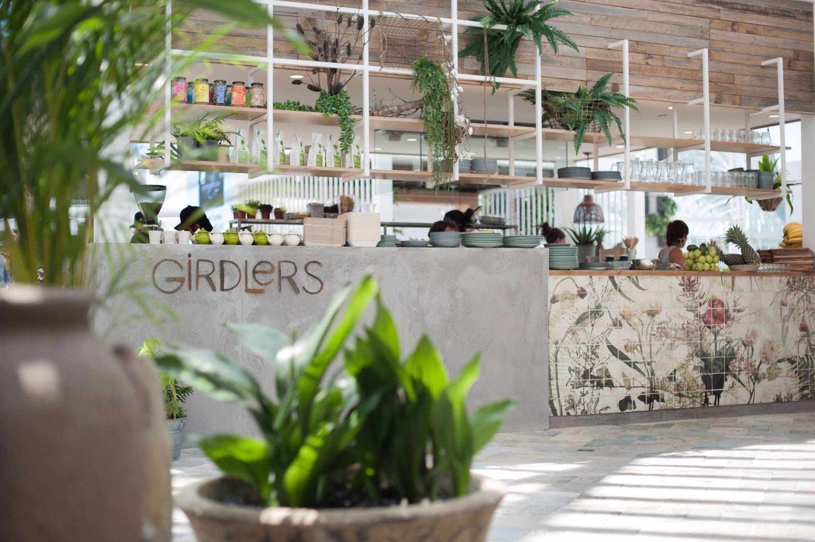 Girdlers Warringah Mall