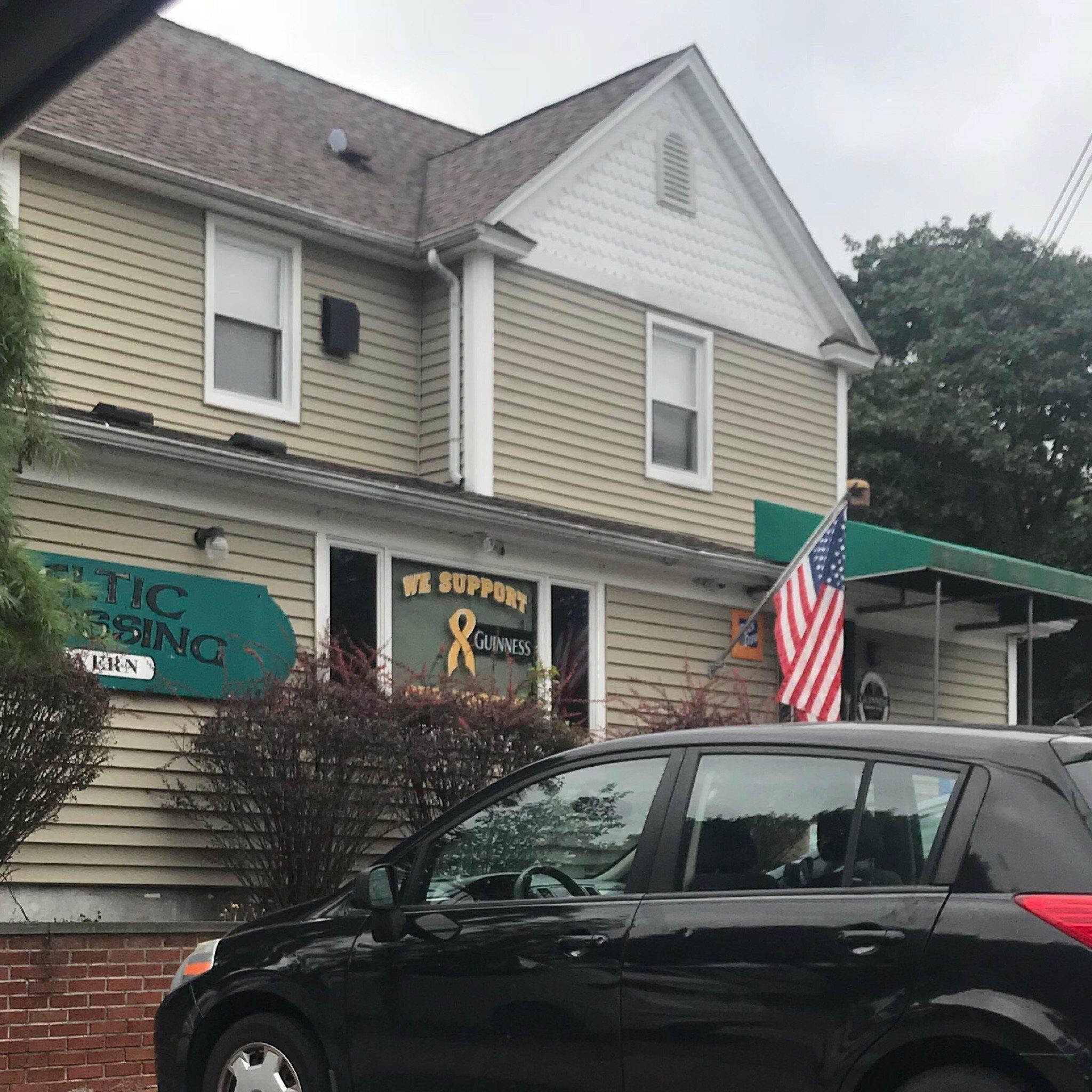 Celtic Crossing Tavern