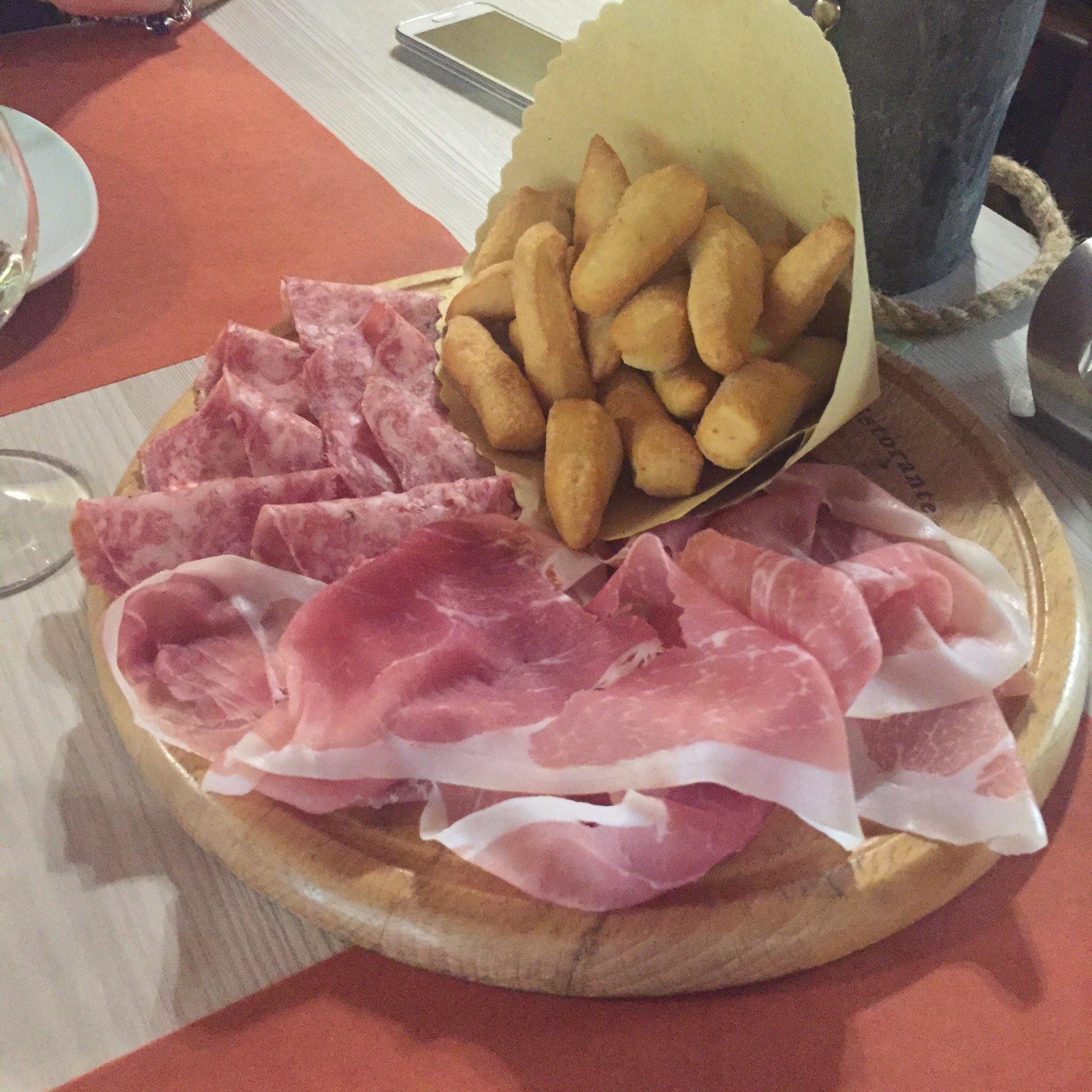 La Taverna Ristorante Pizzeria