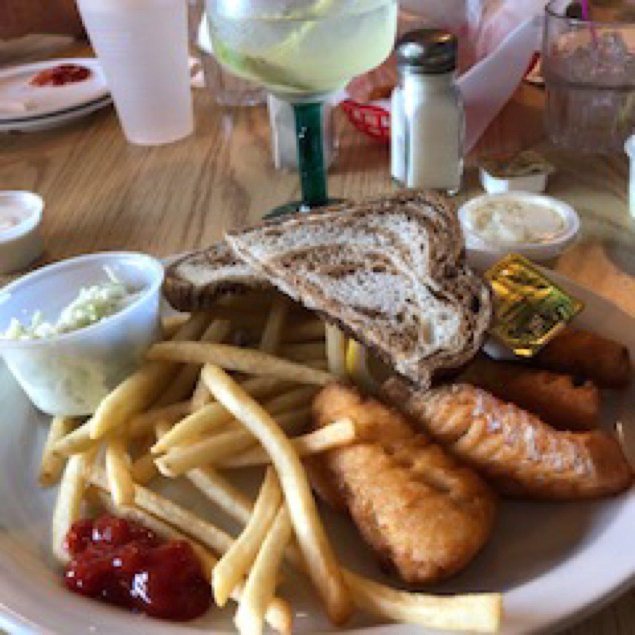 Slo's Pub