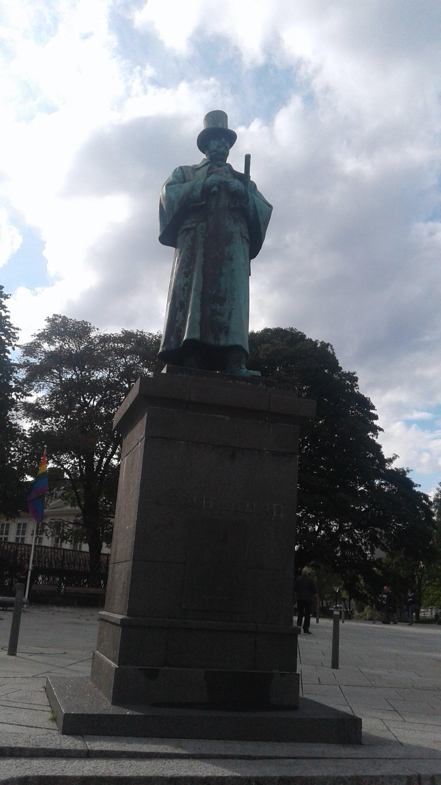 Statue of Alexander Kielland