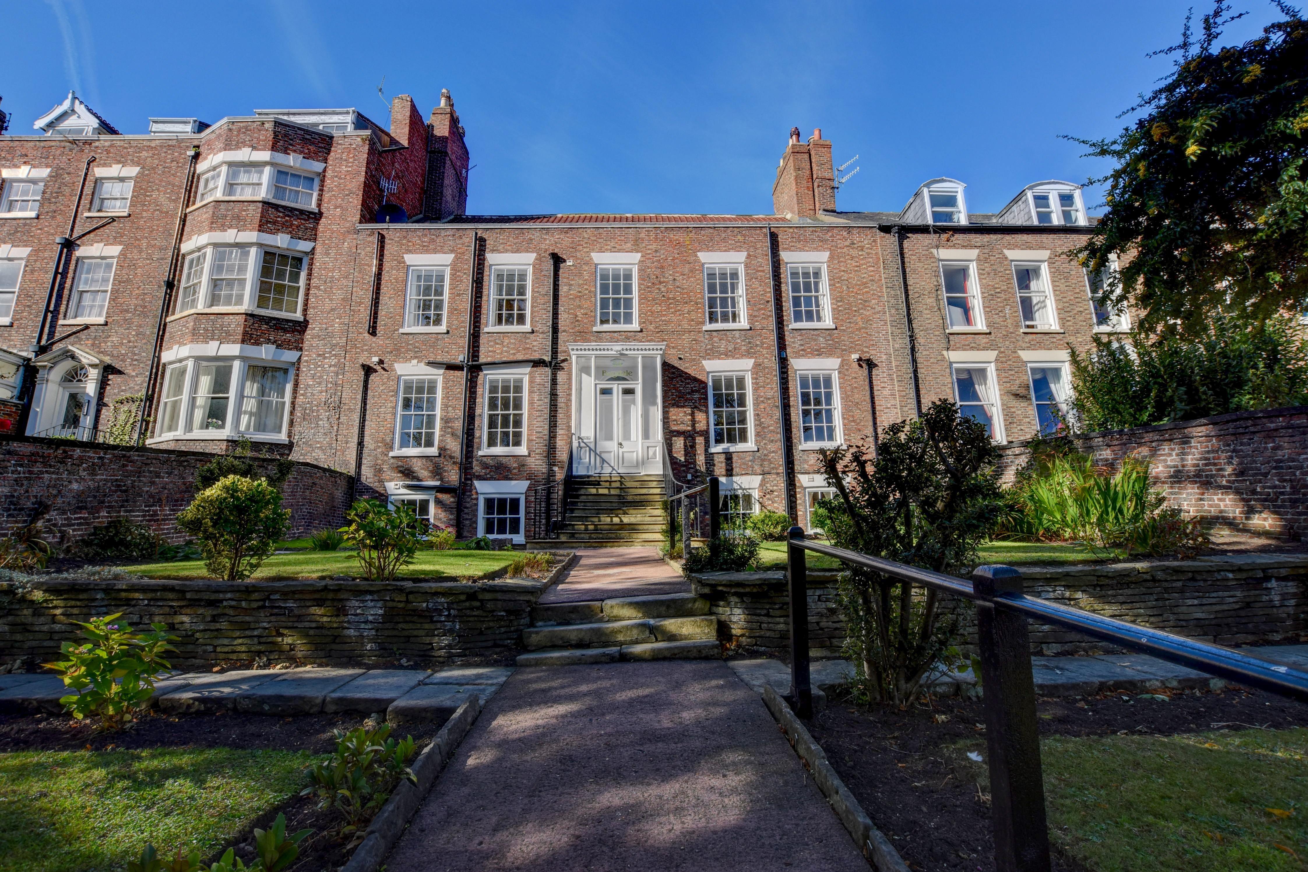 White Linen Guest House, Room Only