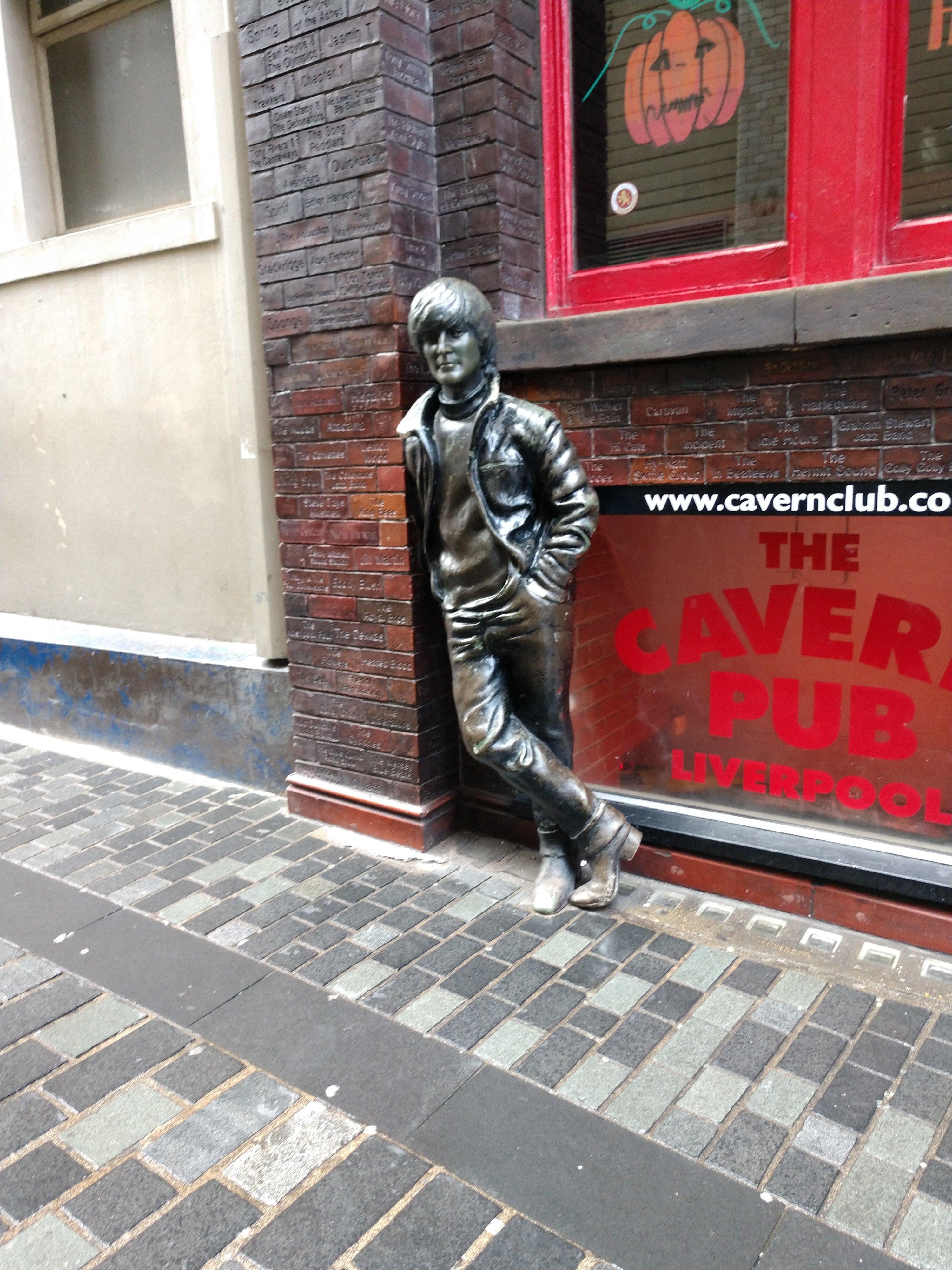 John Lennon Statue