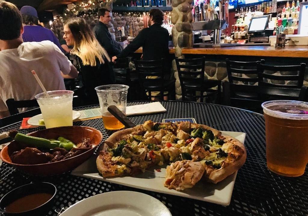 Hightopps Backstage Grille