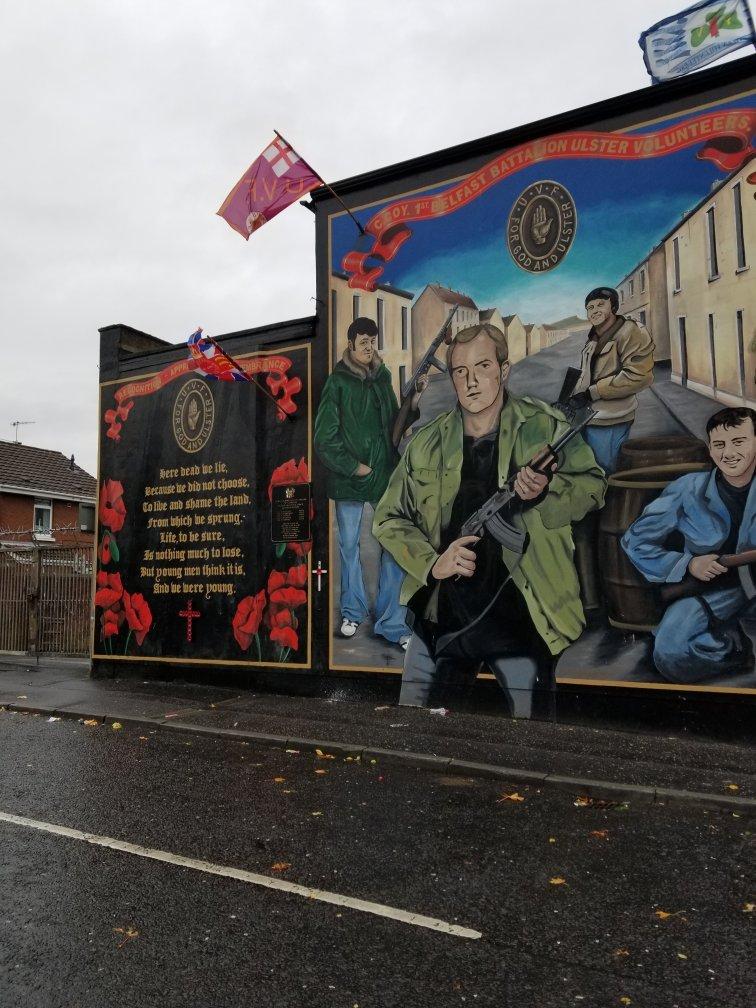 Belfast: Political Conflict 3 hour Walking Tour