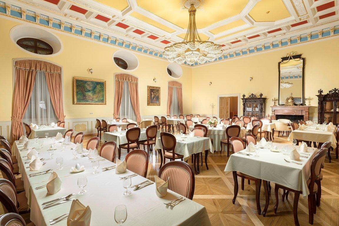 Restauracia Gino Park Palace