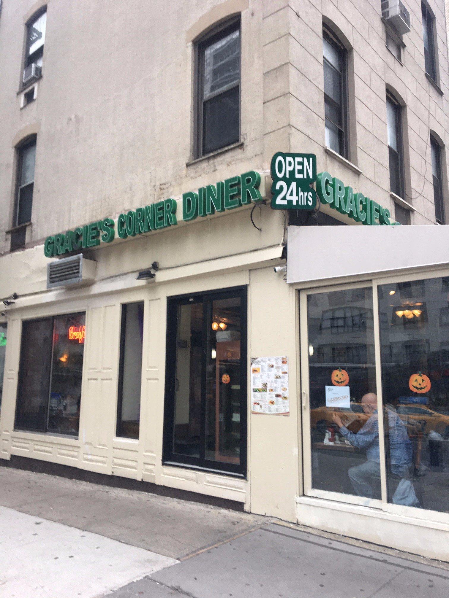 Gracie's on 2nd Diner