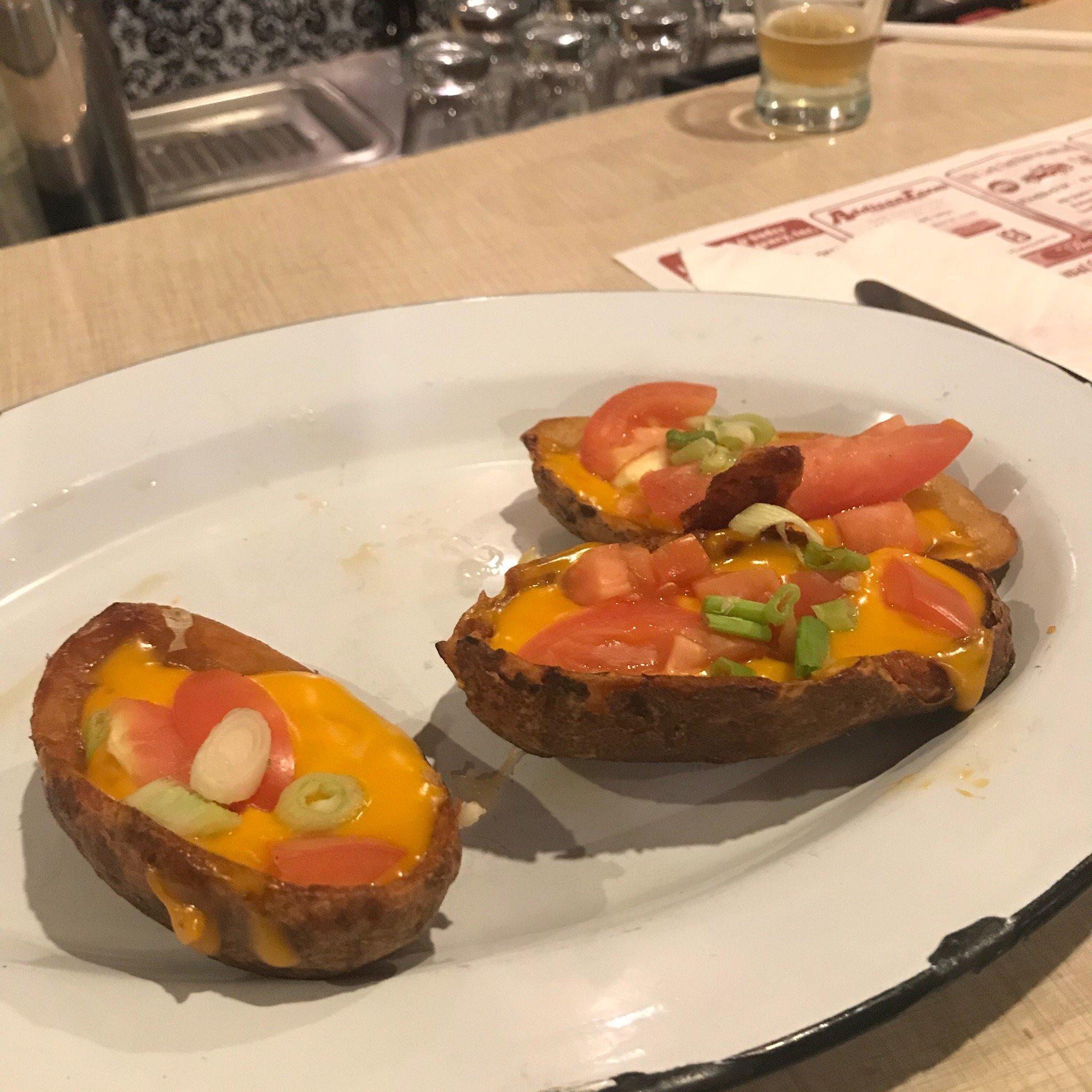 Flyin Lion Pub & Eatery