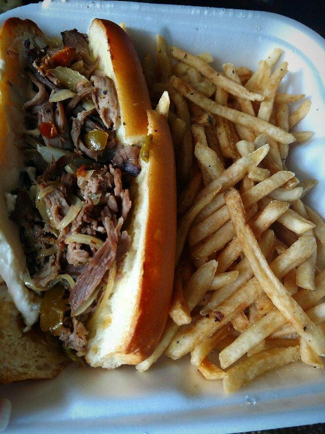 Mama's Restaurant & Bar