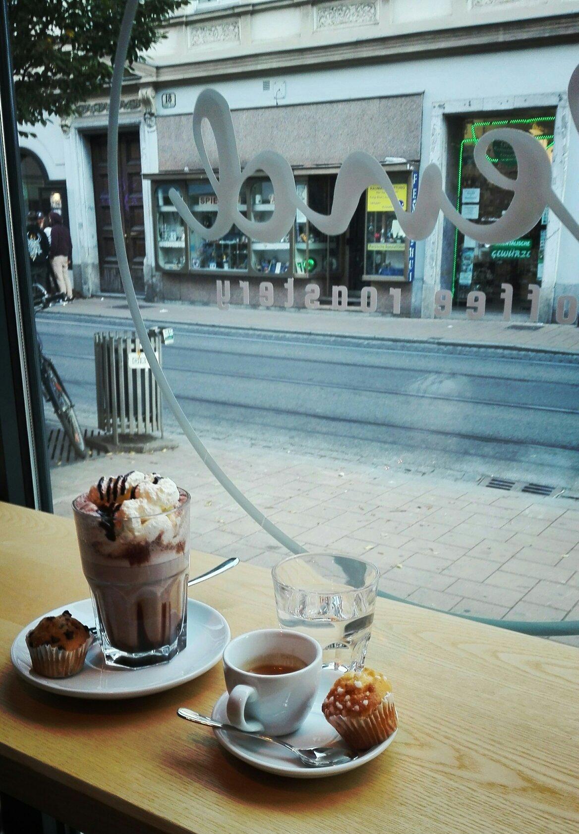 BLEND COFFEE Roasters