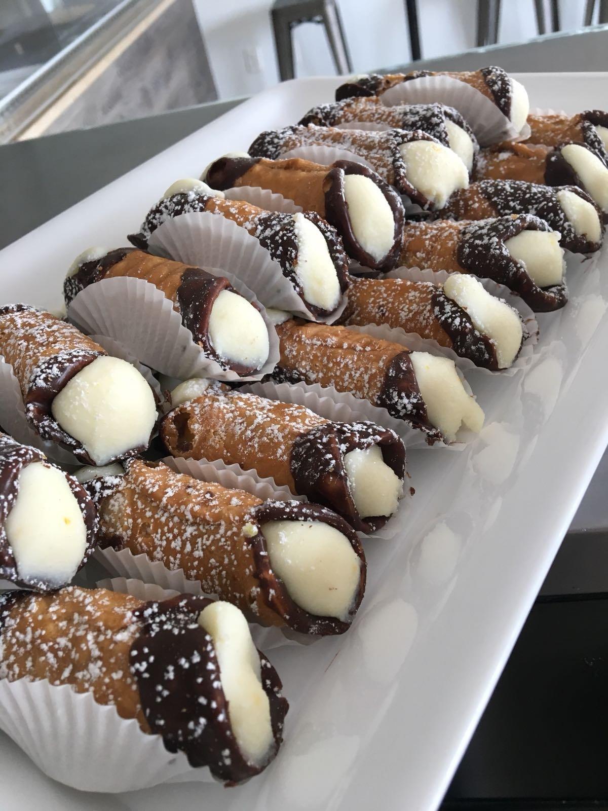 Enzo's Cafe And Bakery