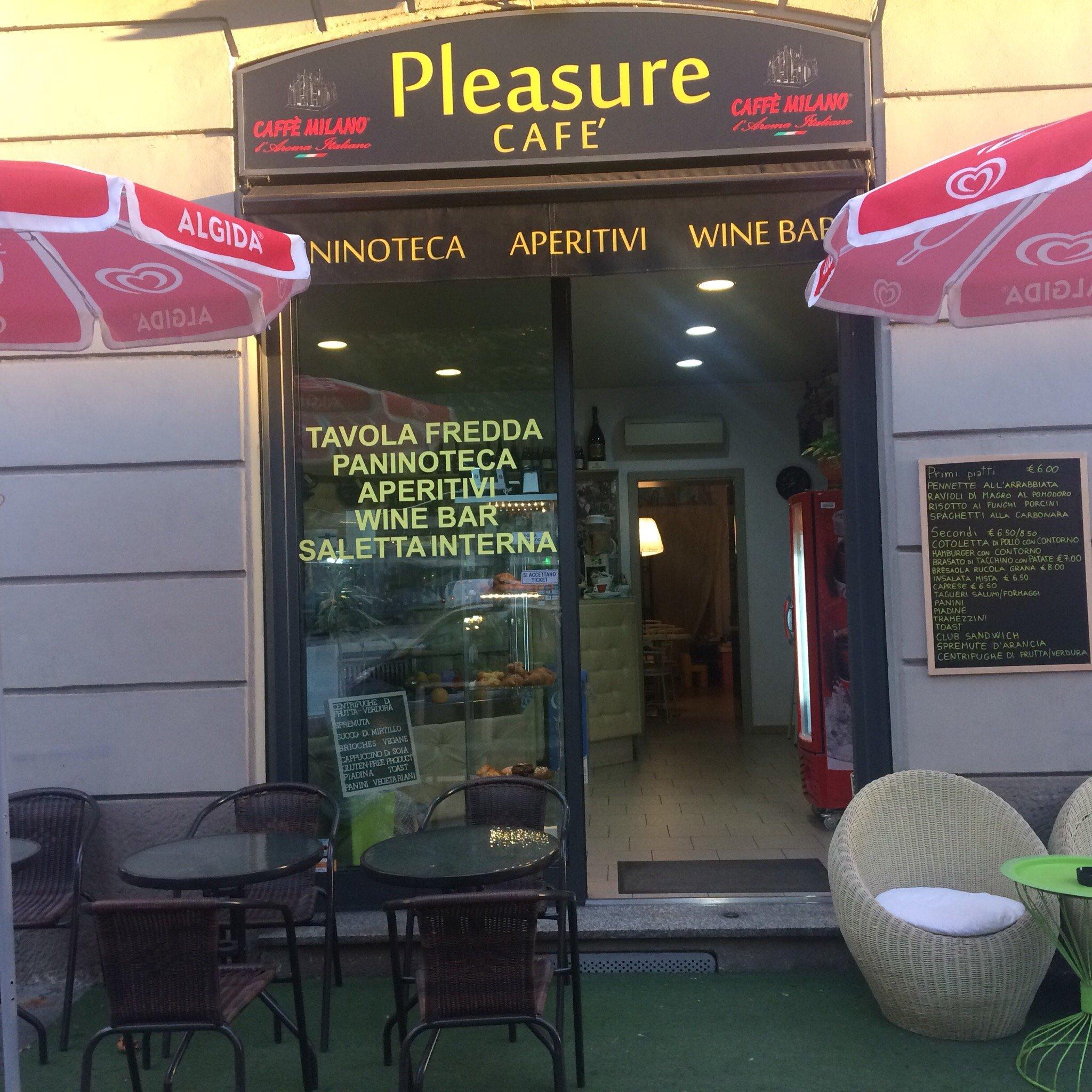 Pleasure Cafe'