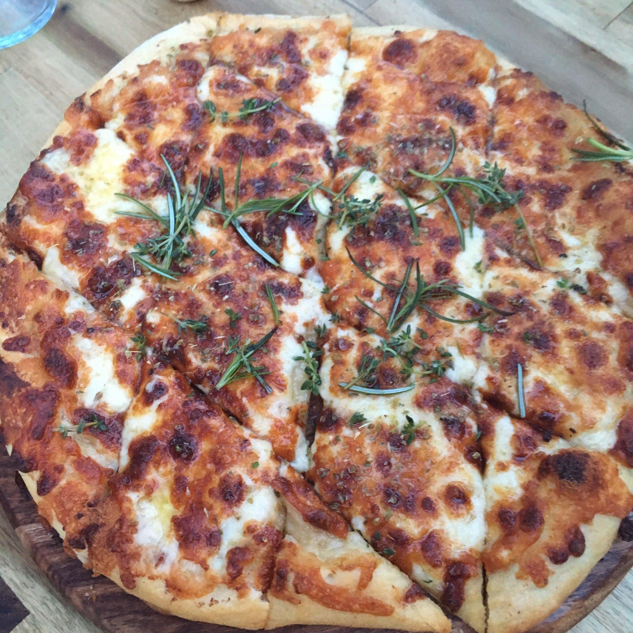 Salvatore's Pizzarea