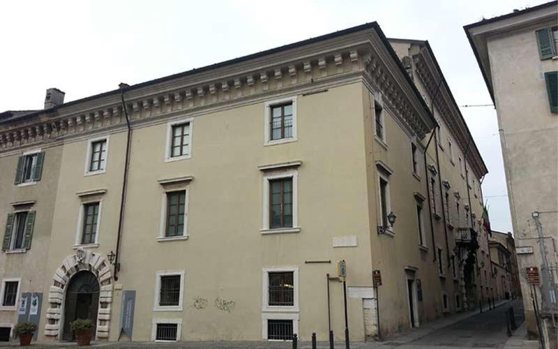 Palazzo Martinengo Cesaresco Novarino