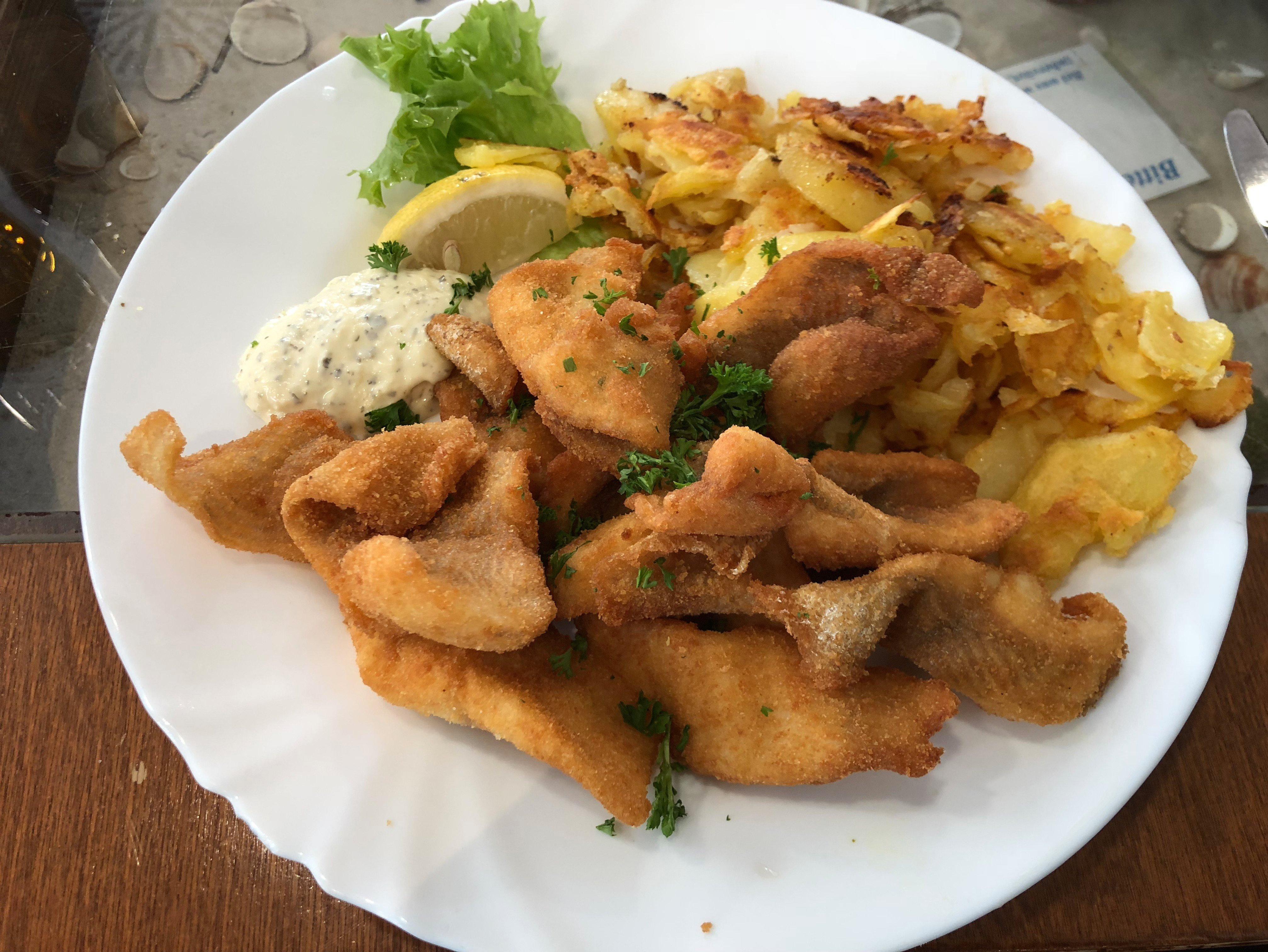 Fischhaus Lowenzunft