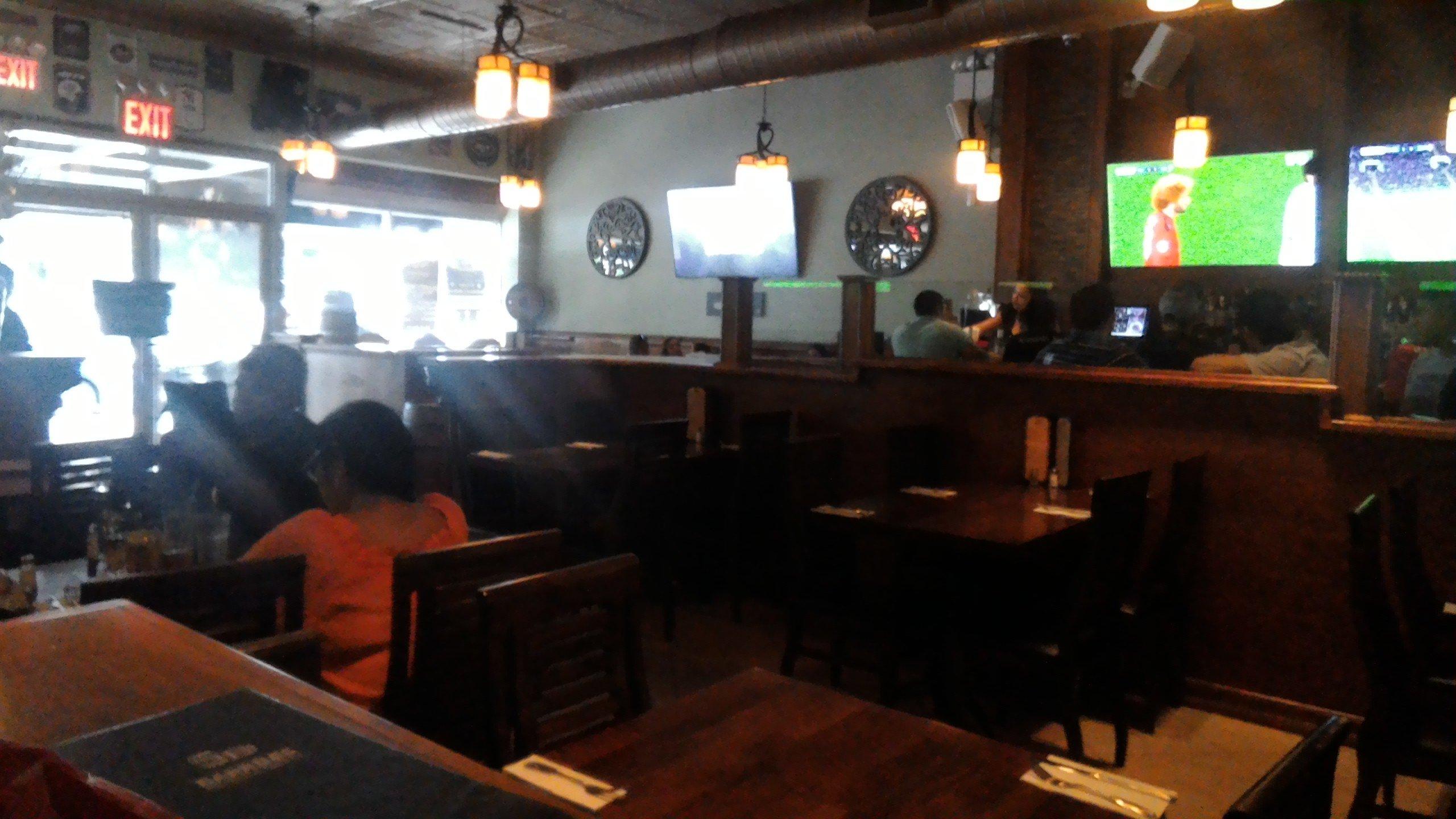 Barriles Restaurant and Sports Bar