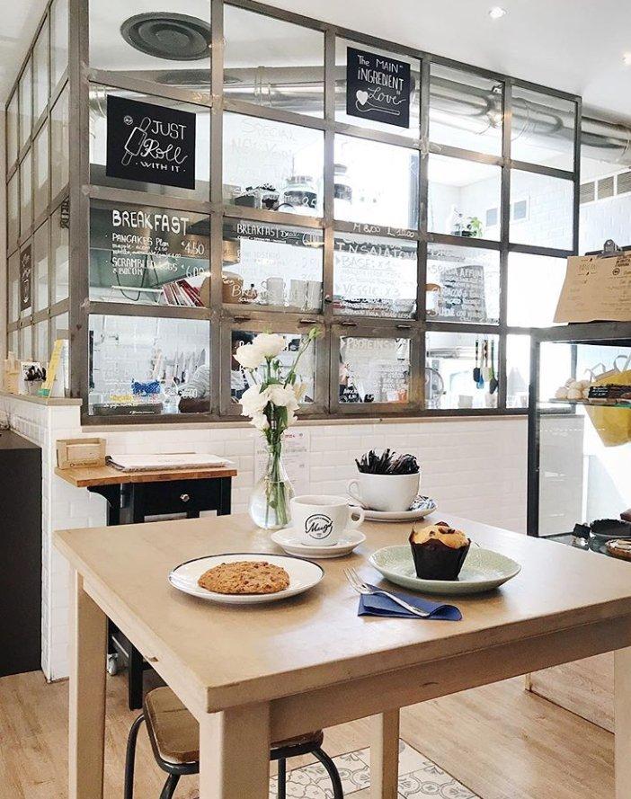 Mugs & Co Cozy Cafe & Bakery