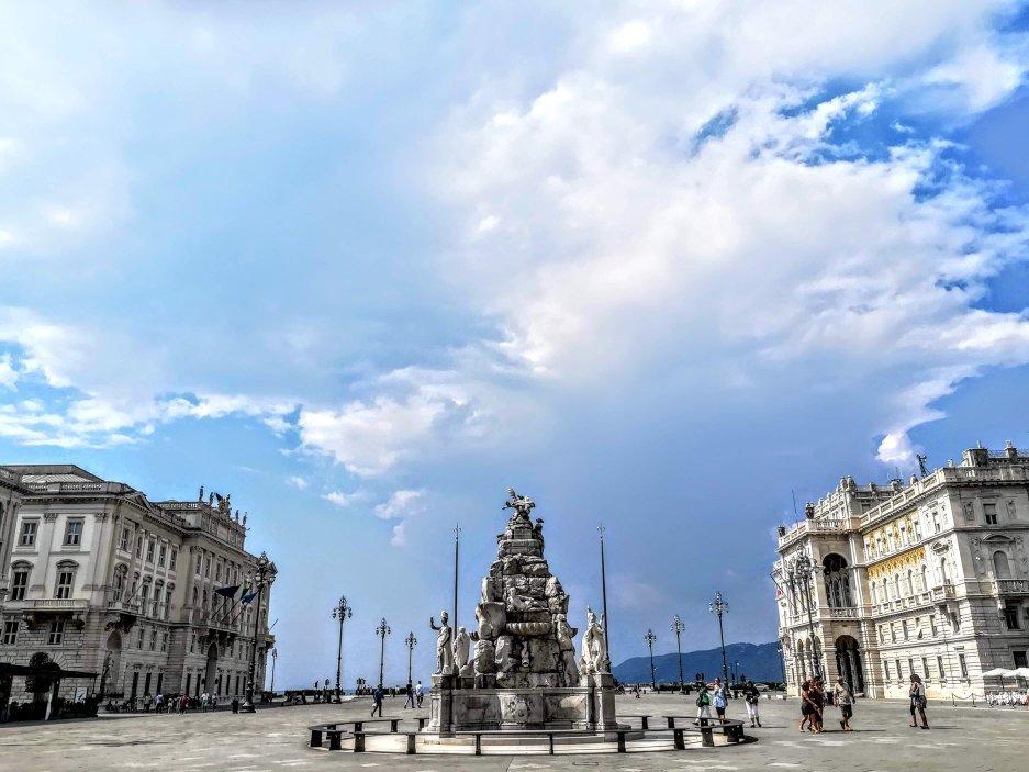 Fontana dei Quattro Continenti