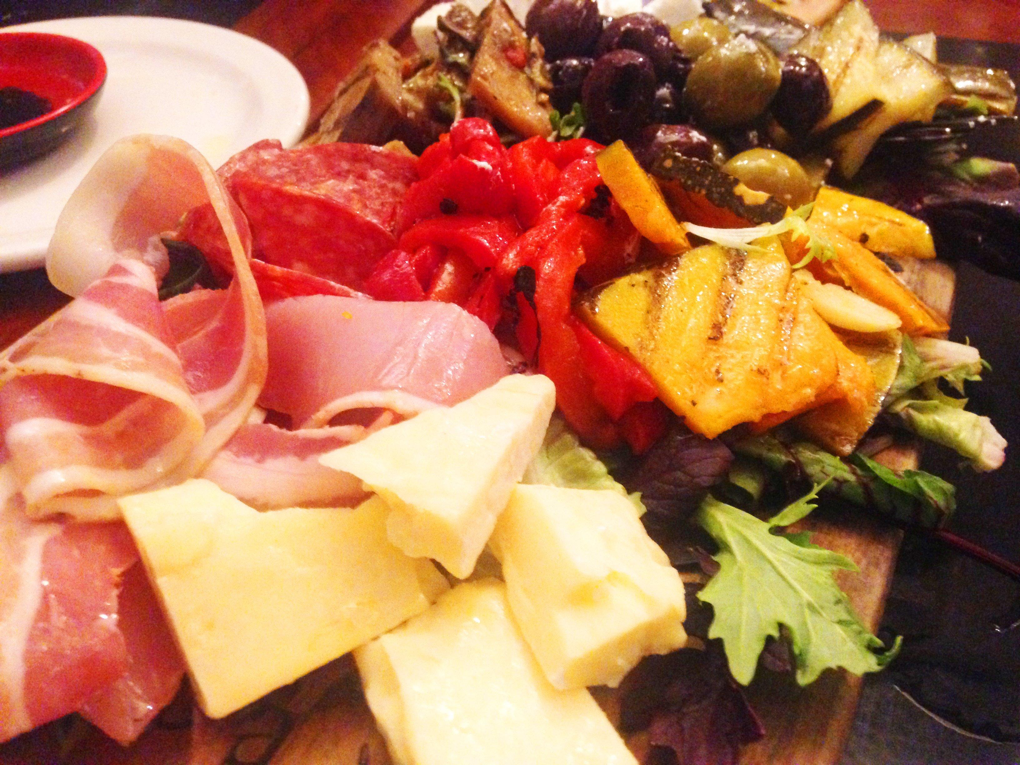 Photo by HungryTeddy