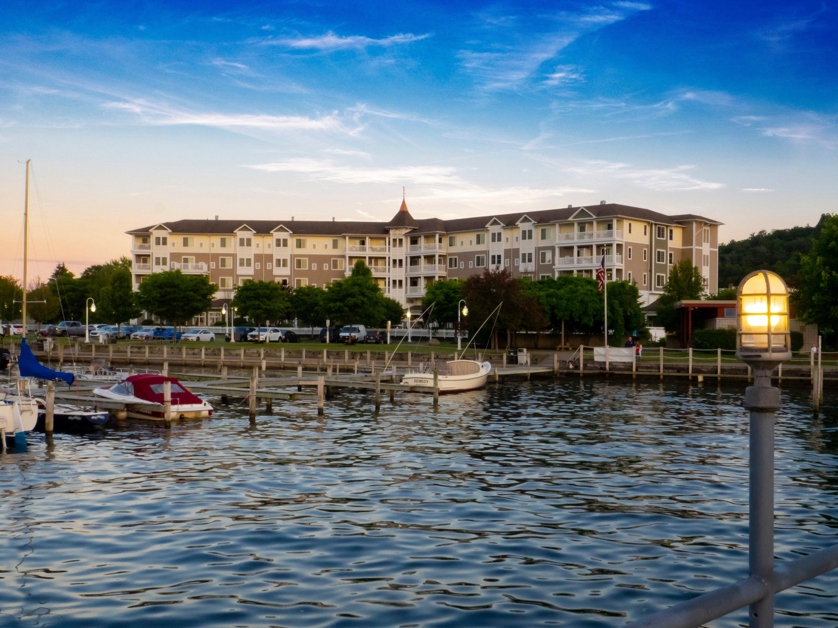Watkins Glen Harbor Hotel