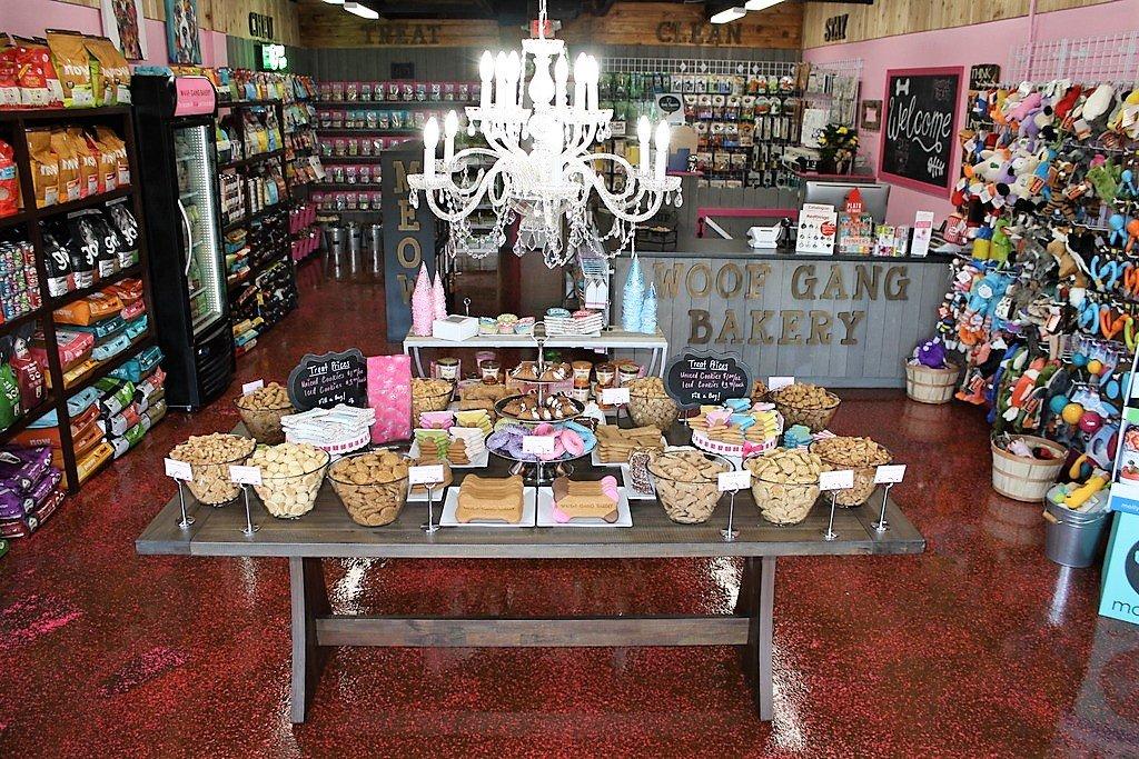 Woof Gang Bakery & Grooming