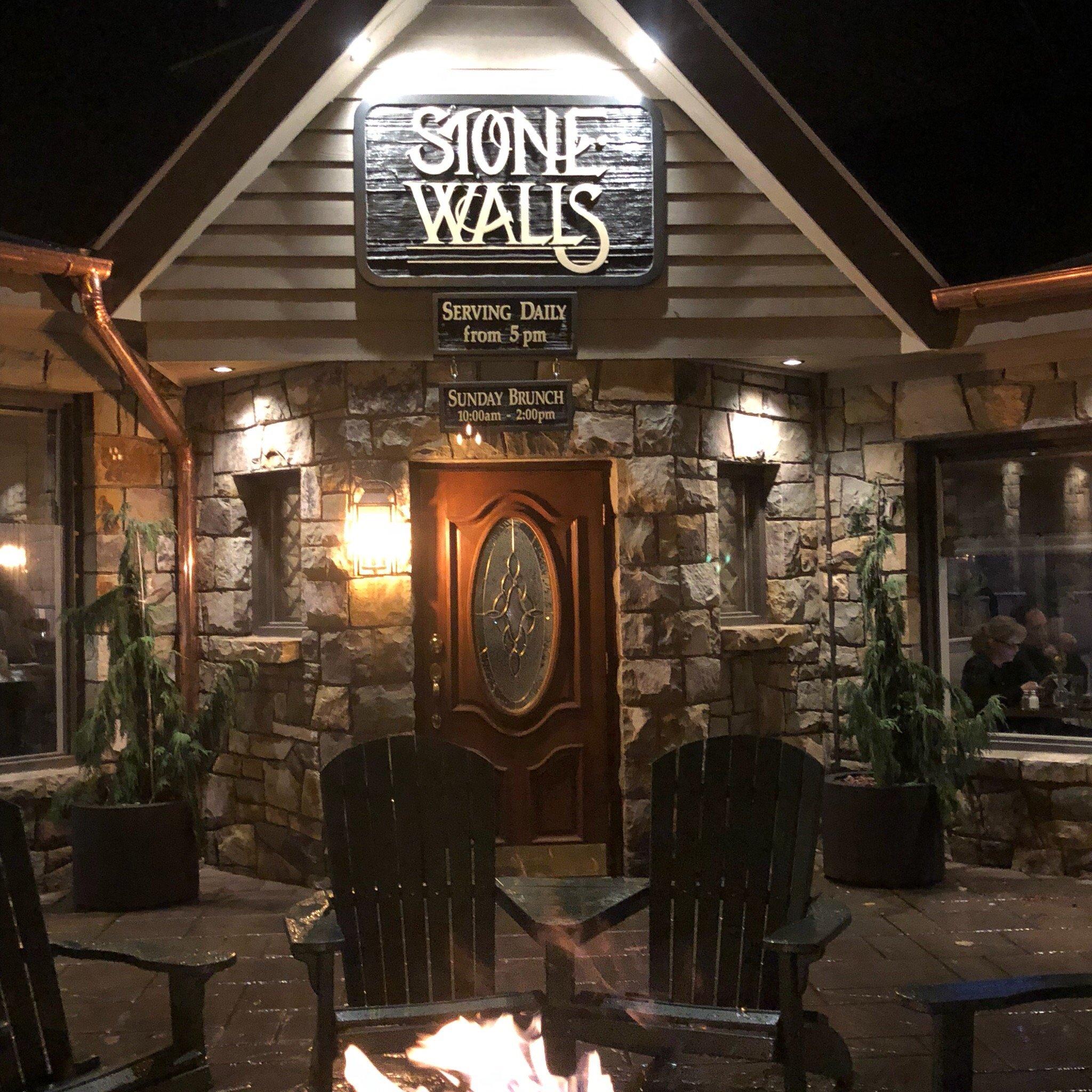 Stonewalls Restaurant