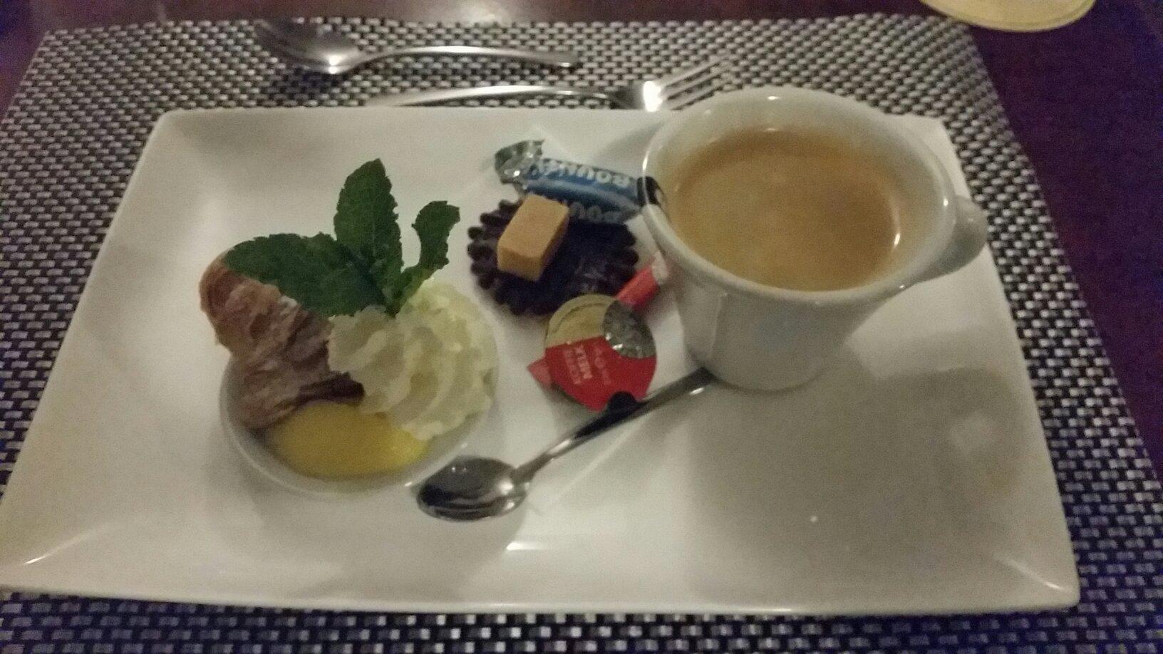 Photo by C1074JChansv