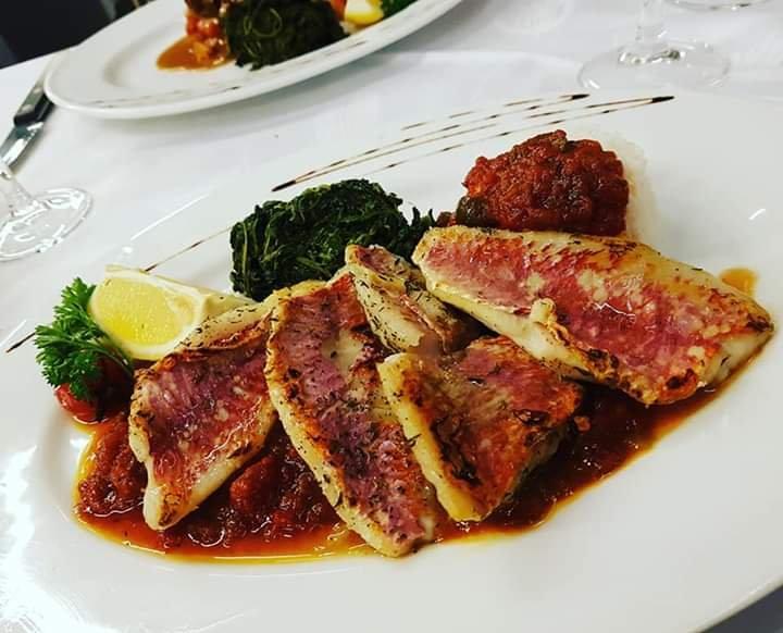 La Voile Bleue Du Bistrot Du Port