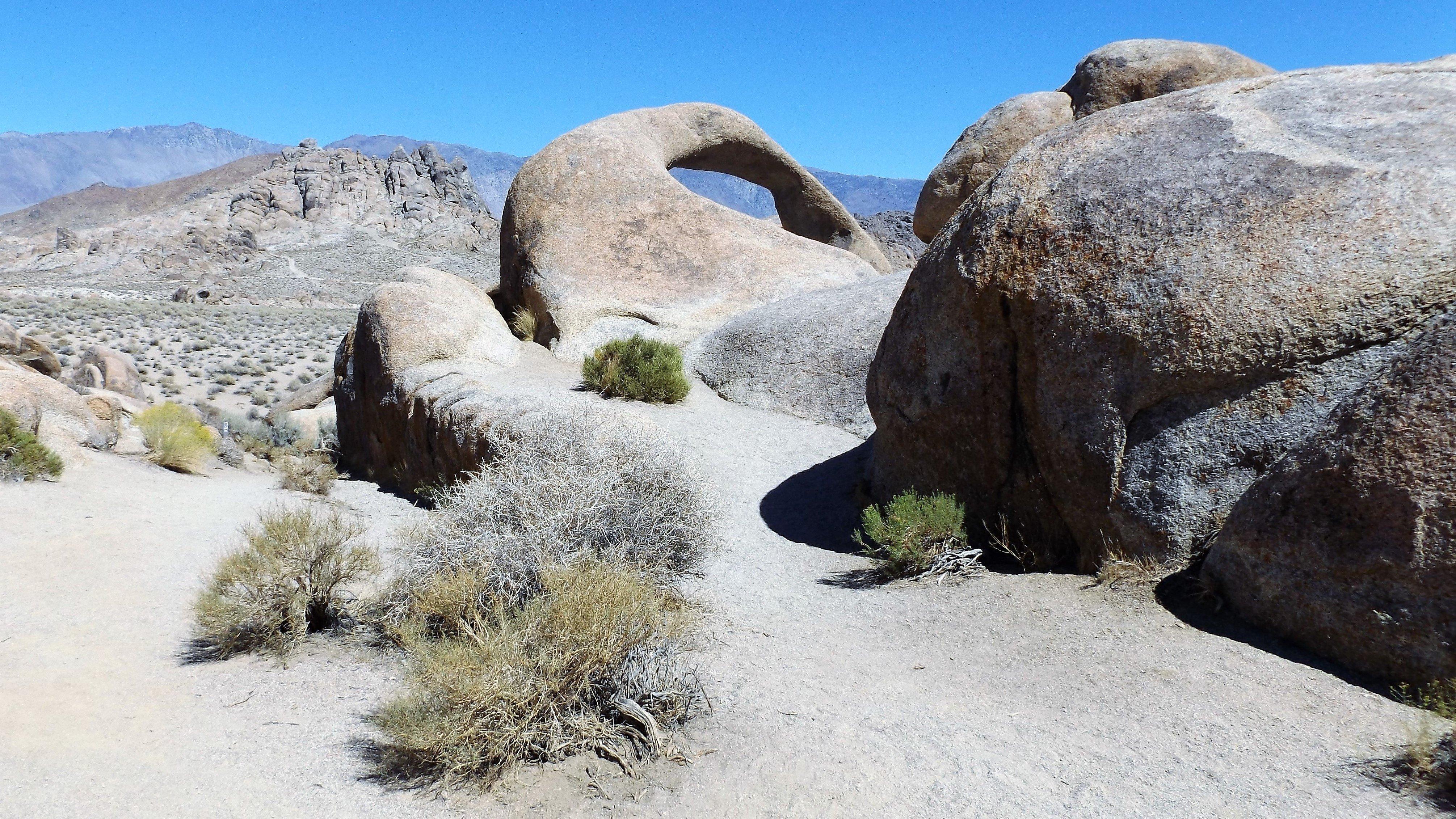 Mobius Arch Loop Trailhead